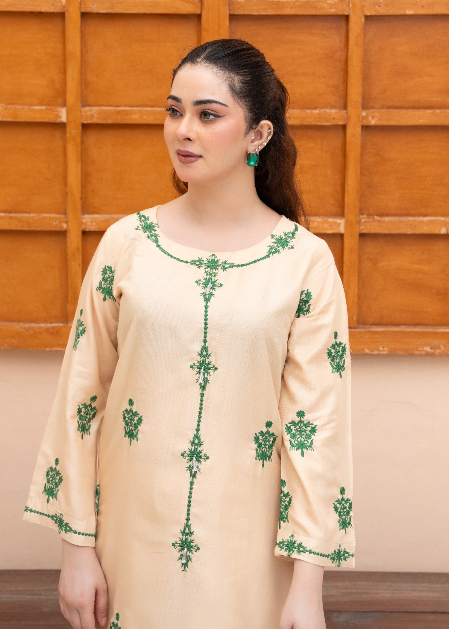 arabic lawn Kurta Set in Cream