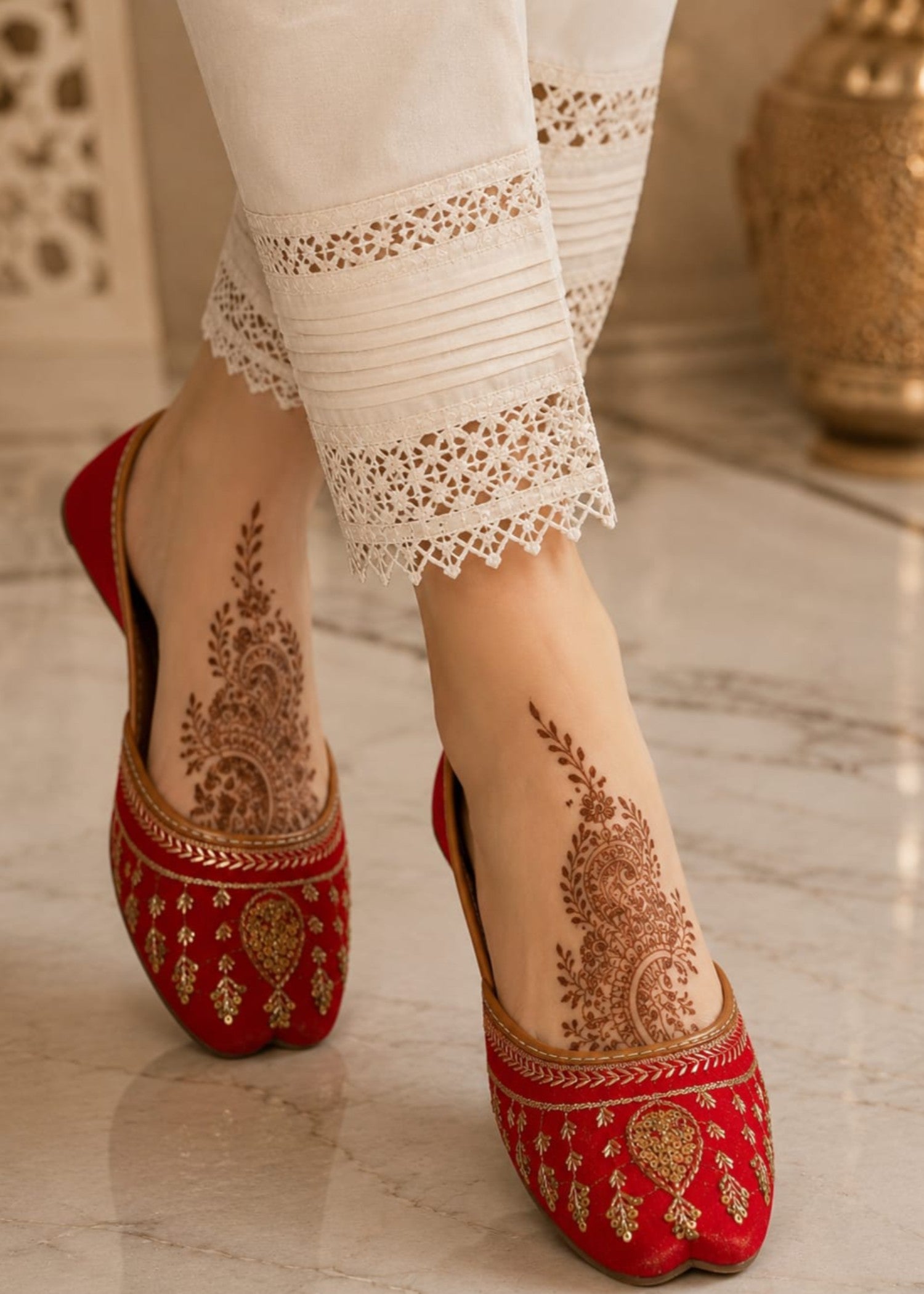 Khussa in Fire red by - High Quality Women Khussa ULI9156