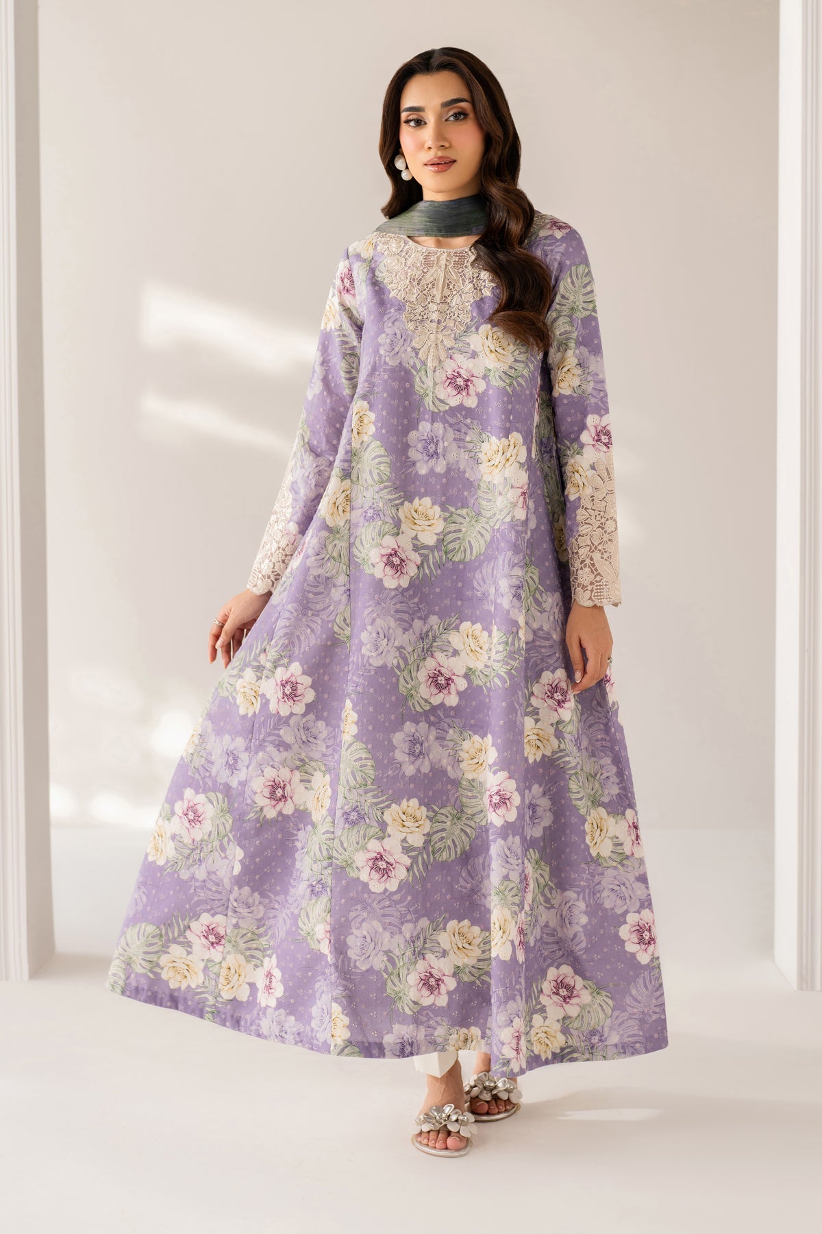 Layana Spring Lawn – ROUVI