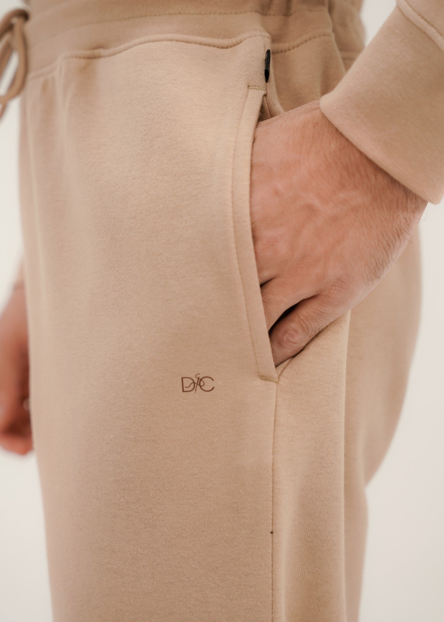 fleece Trousers in Almond brown