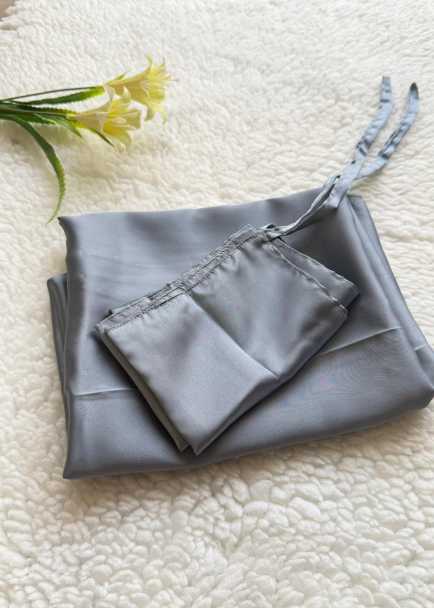 satin silk Veil in Slate grey