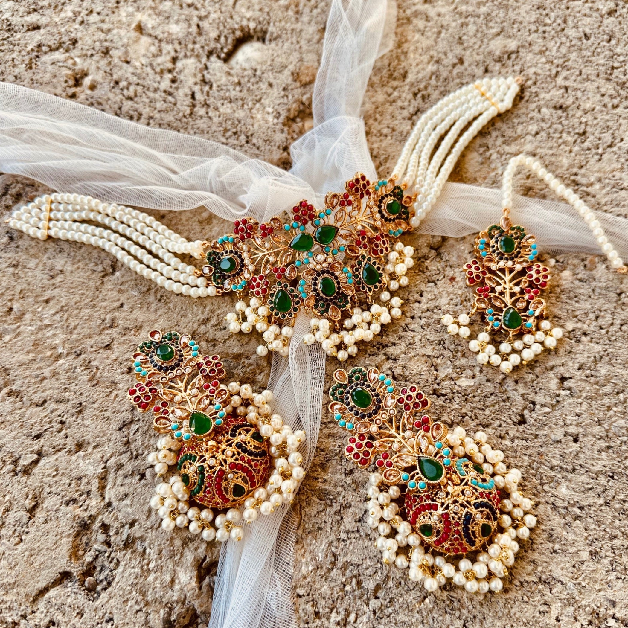 Choker in Multi Color by - Trendy Women Choker IIW8542