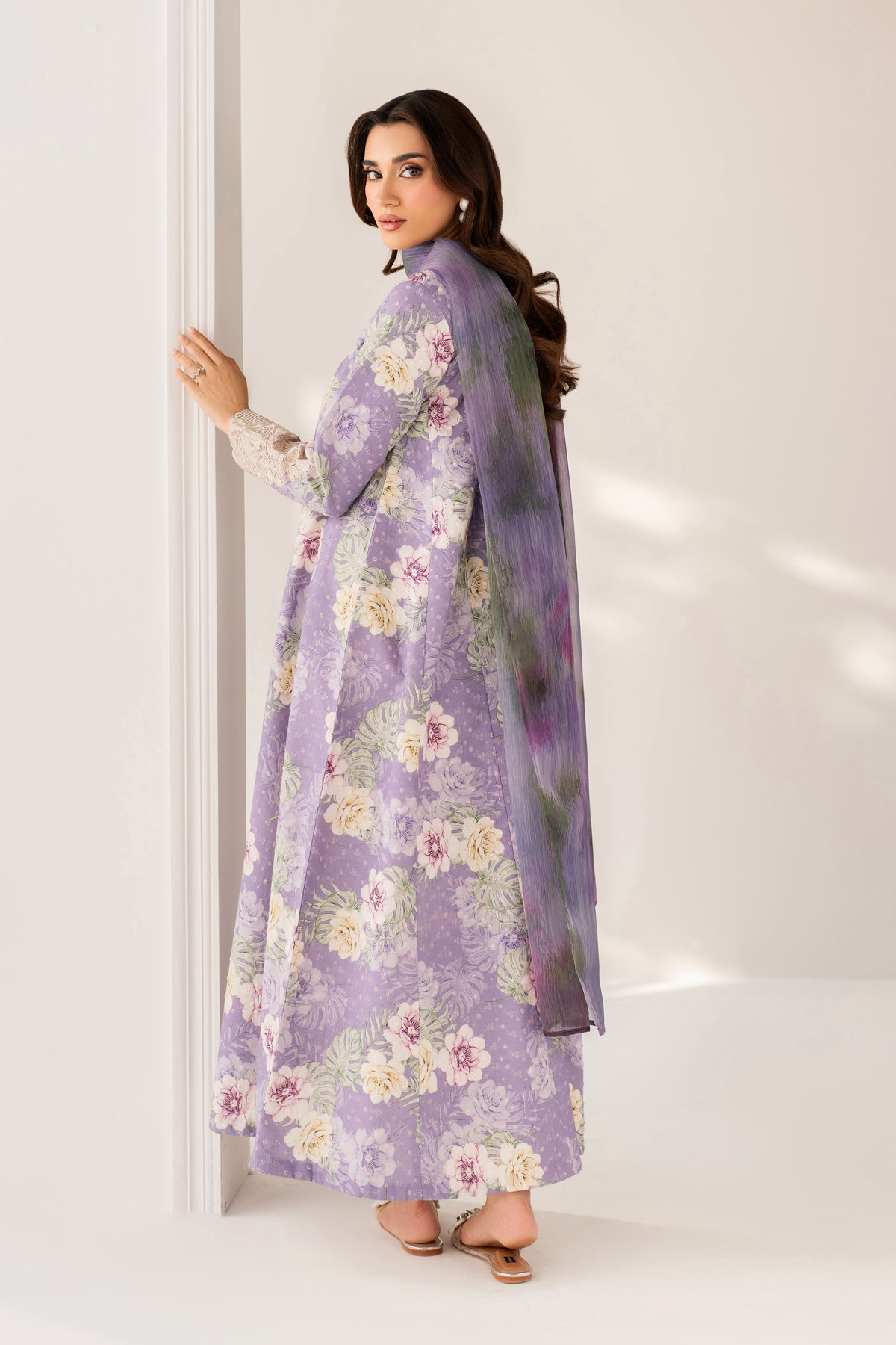 Layana Spring Lawn – ROUVI