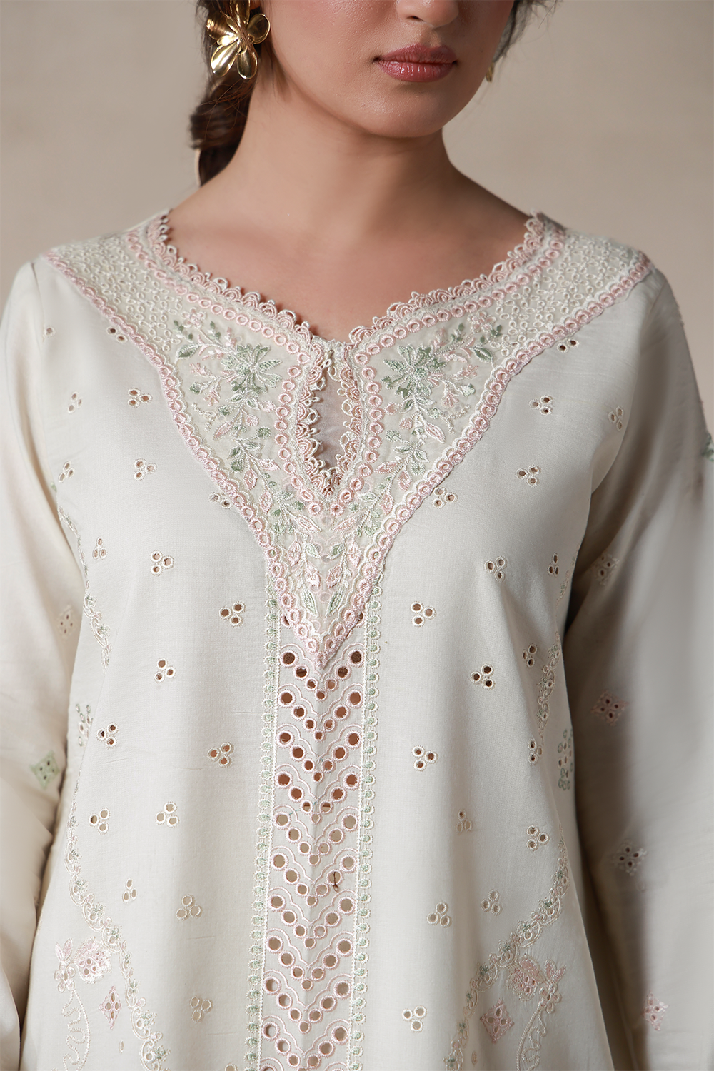 Saagar Festive Luxury Lawn – NAIRAH (AL-06)