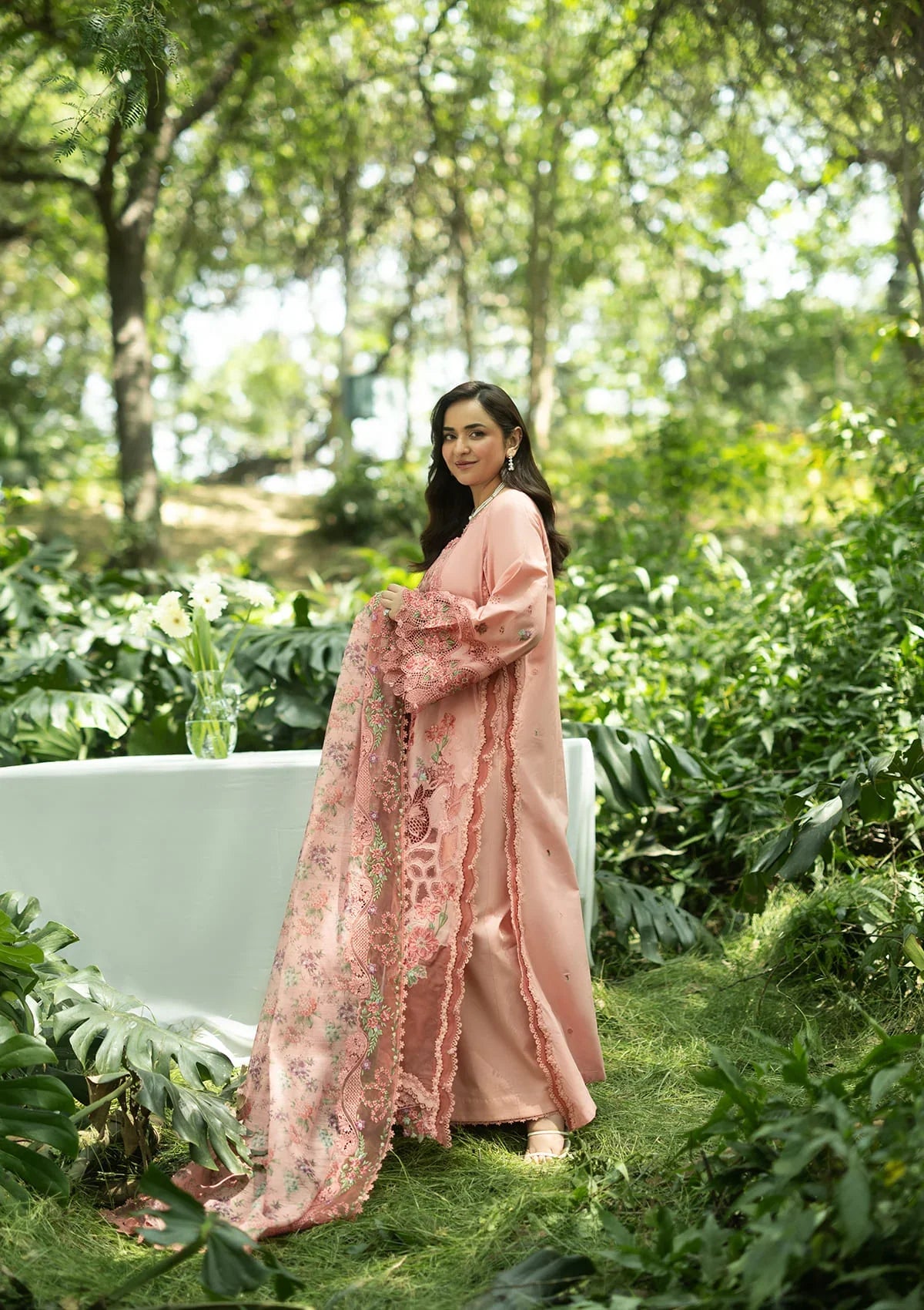 Luxury Lawn – ELQ-5a Endless Love