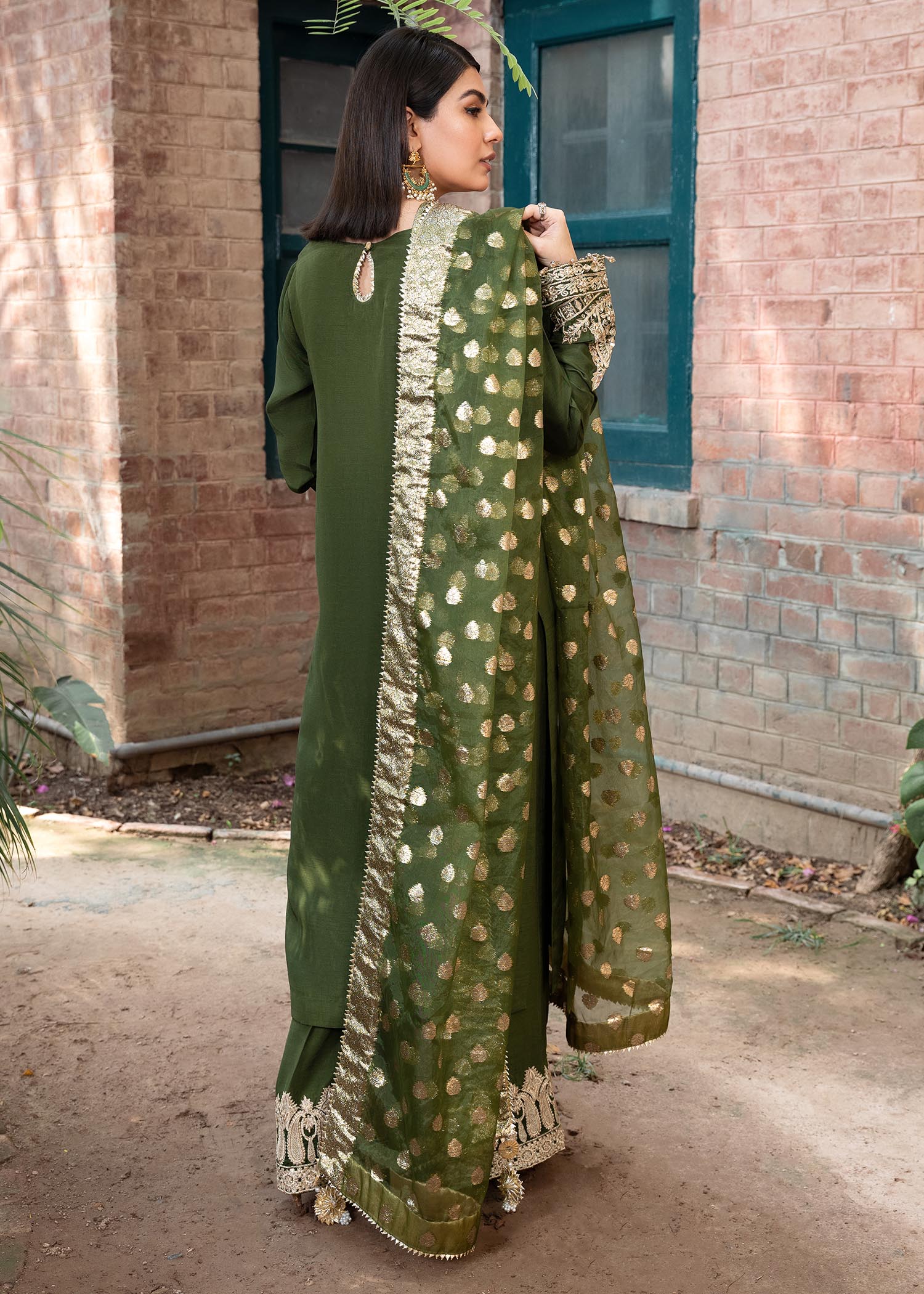 khaddi silk Kurta Set in Green