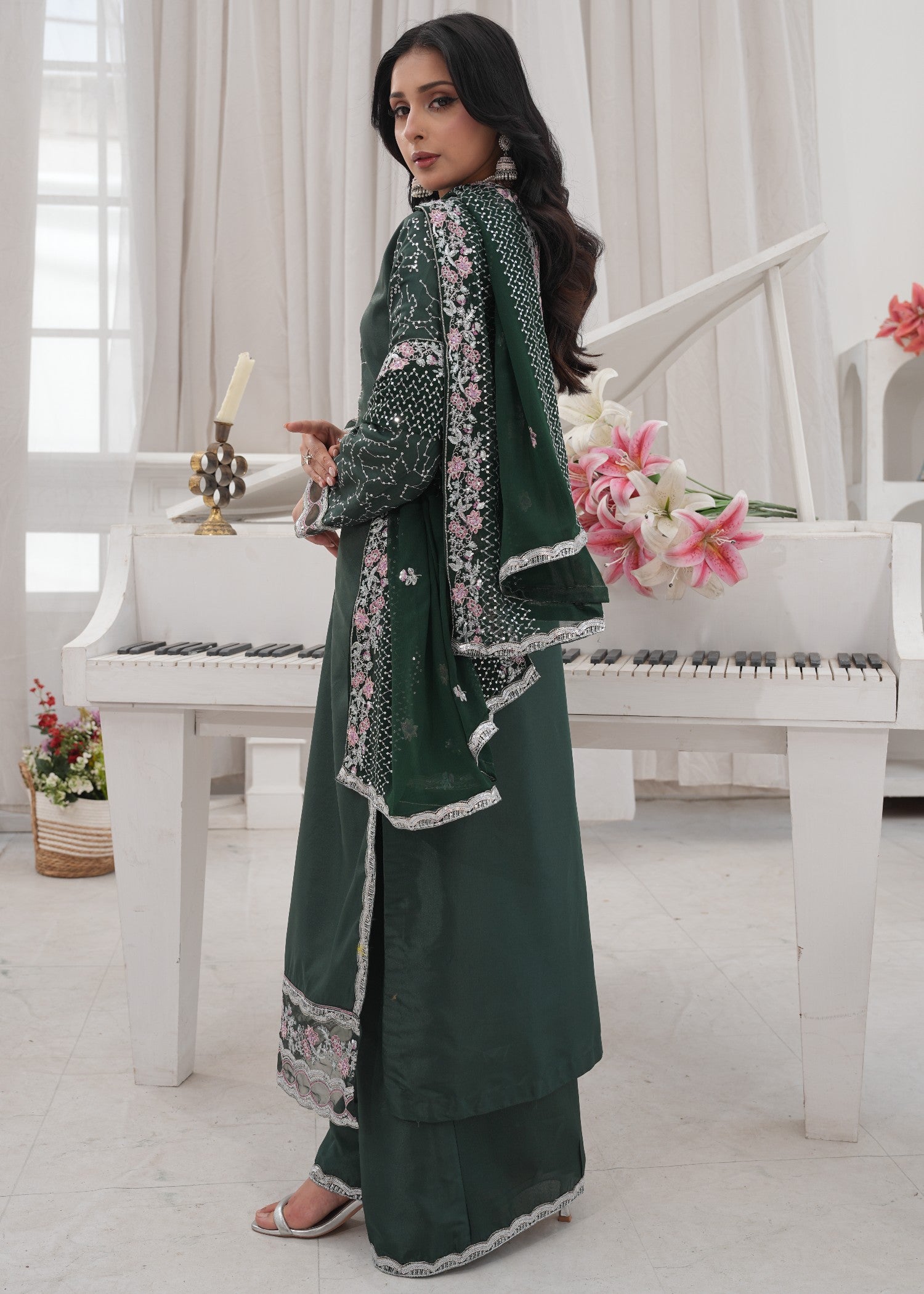 kattan silk Kurta Set in Bottle green