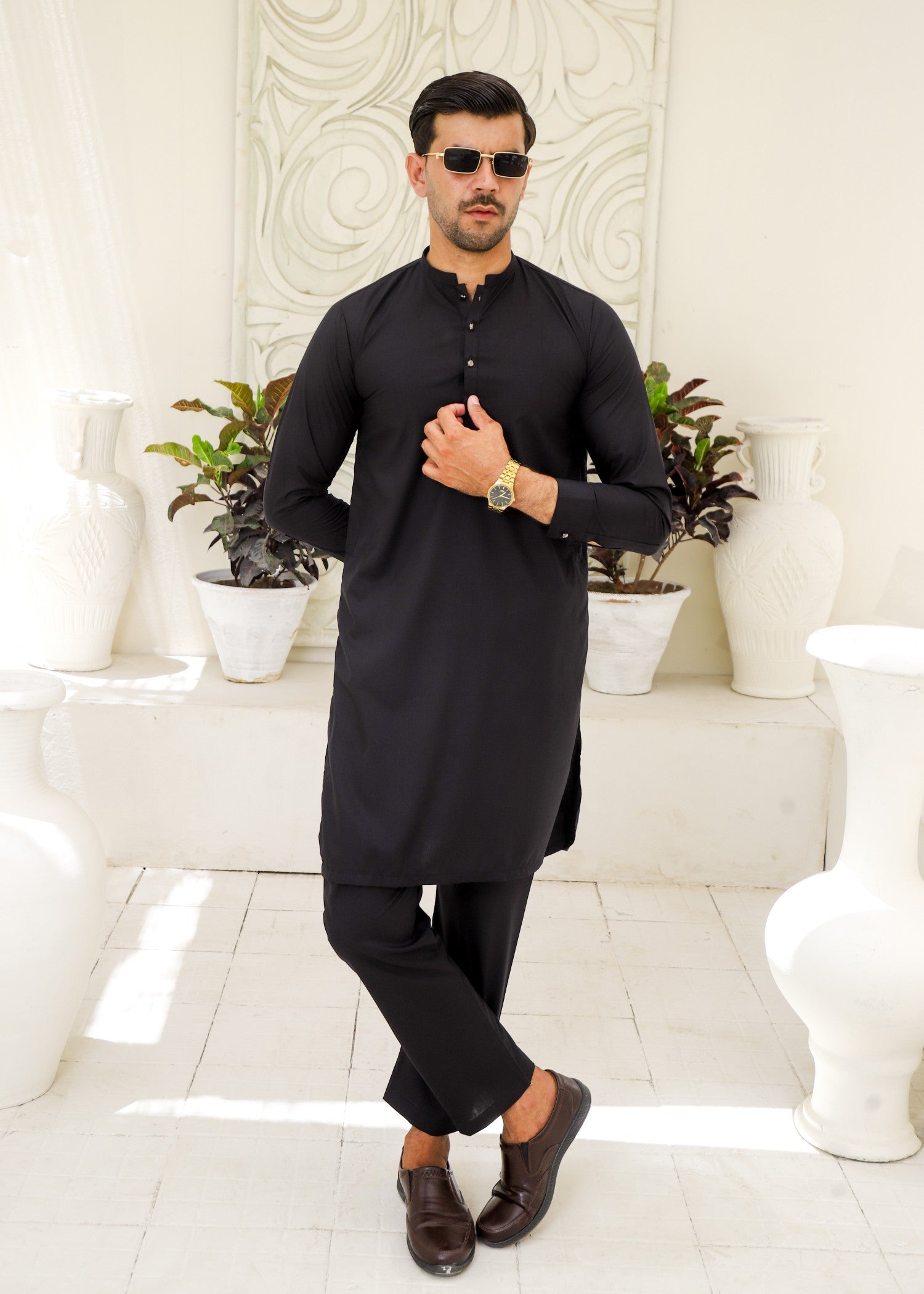 wash & wear Kurta Set in Black by Hassan Jee Men