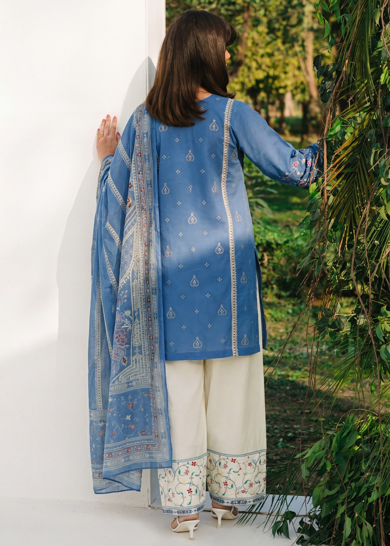 lawn Kurta Set in Cornflower blue