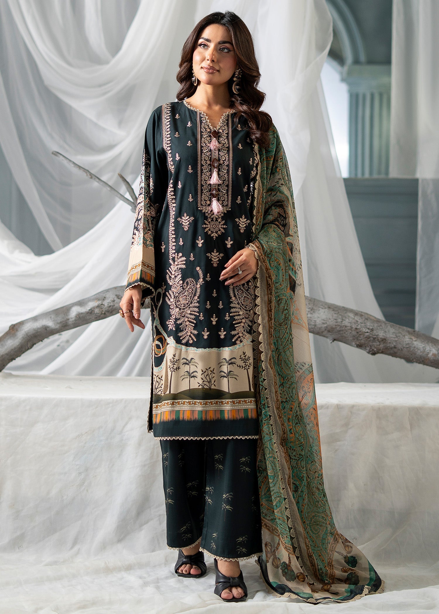 linen Kurta Set in Charcoal black