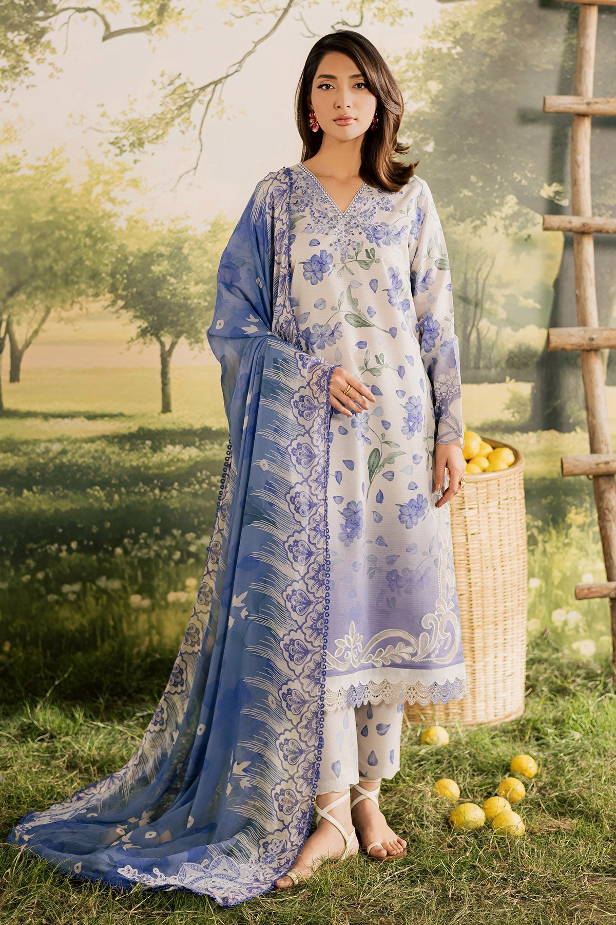 Bloom Lawn – BL-16