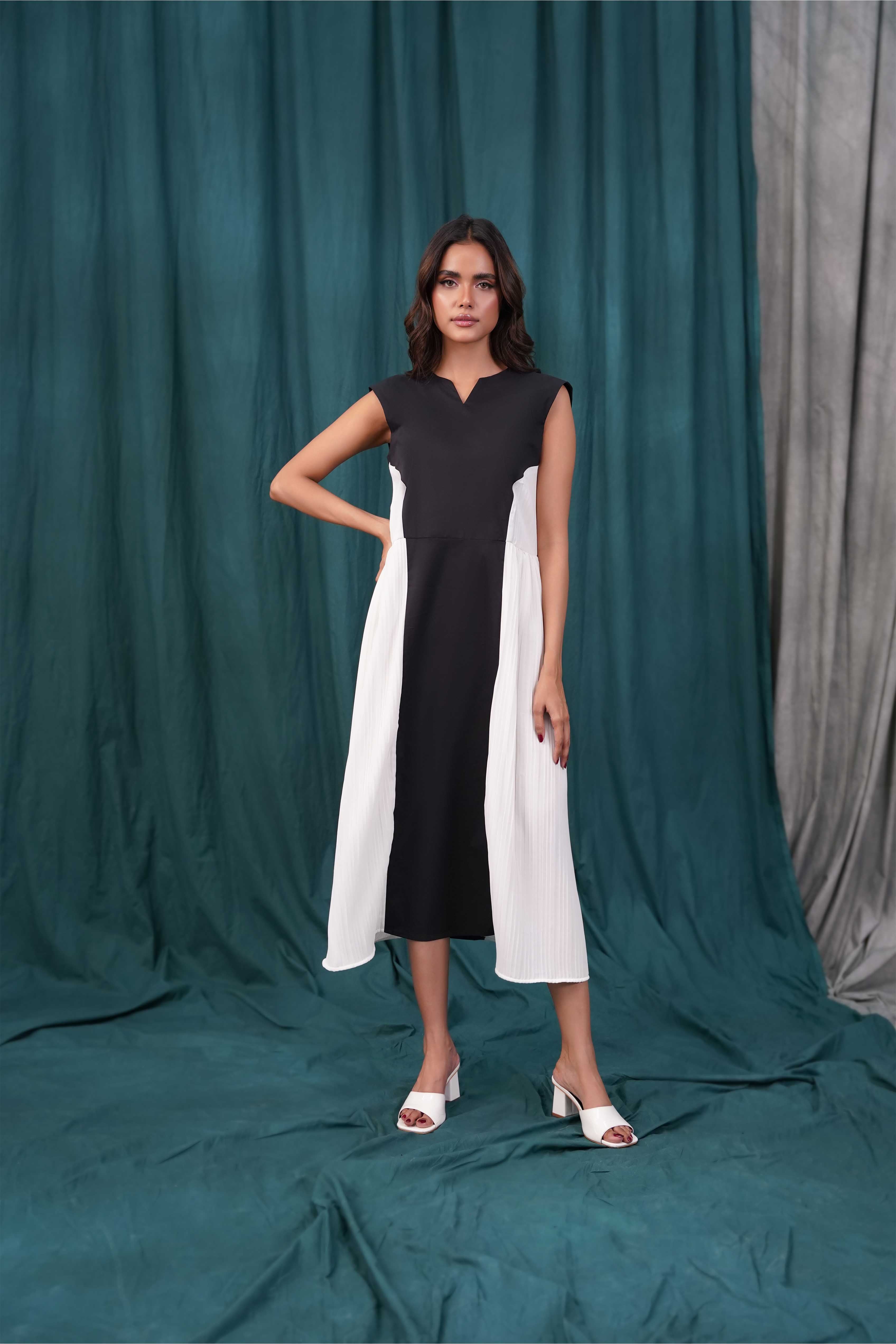 polyester nylon Dress in Jet black