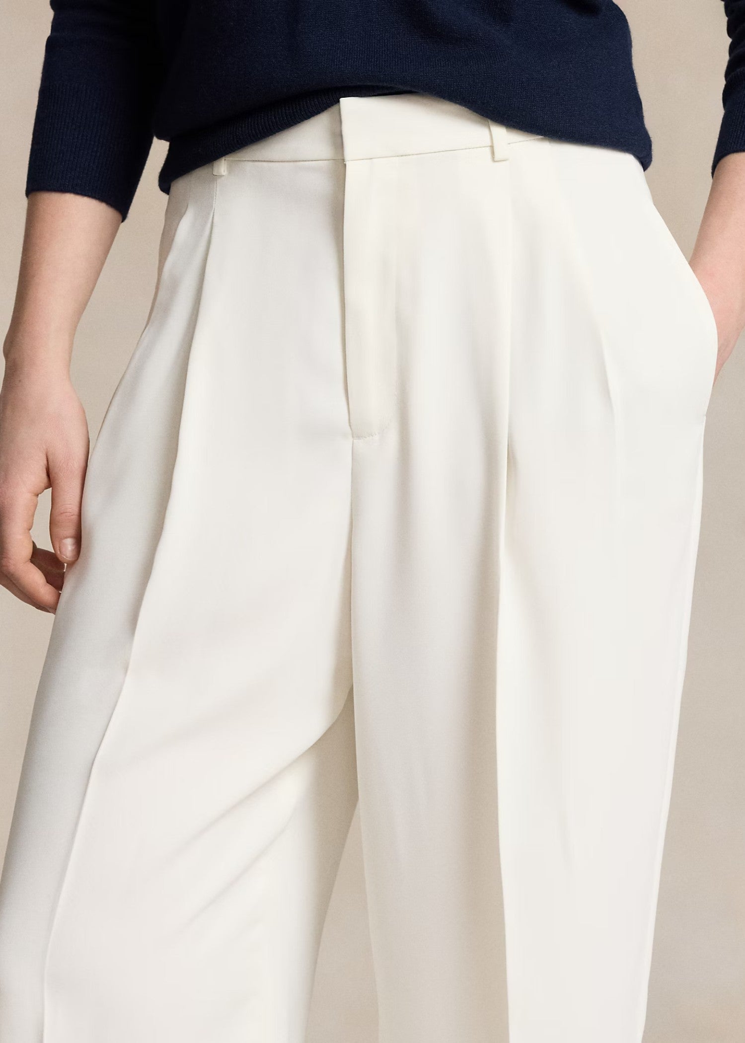 suiting Pants in Off-white