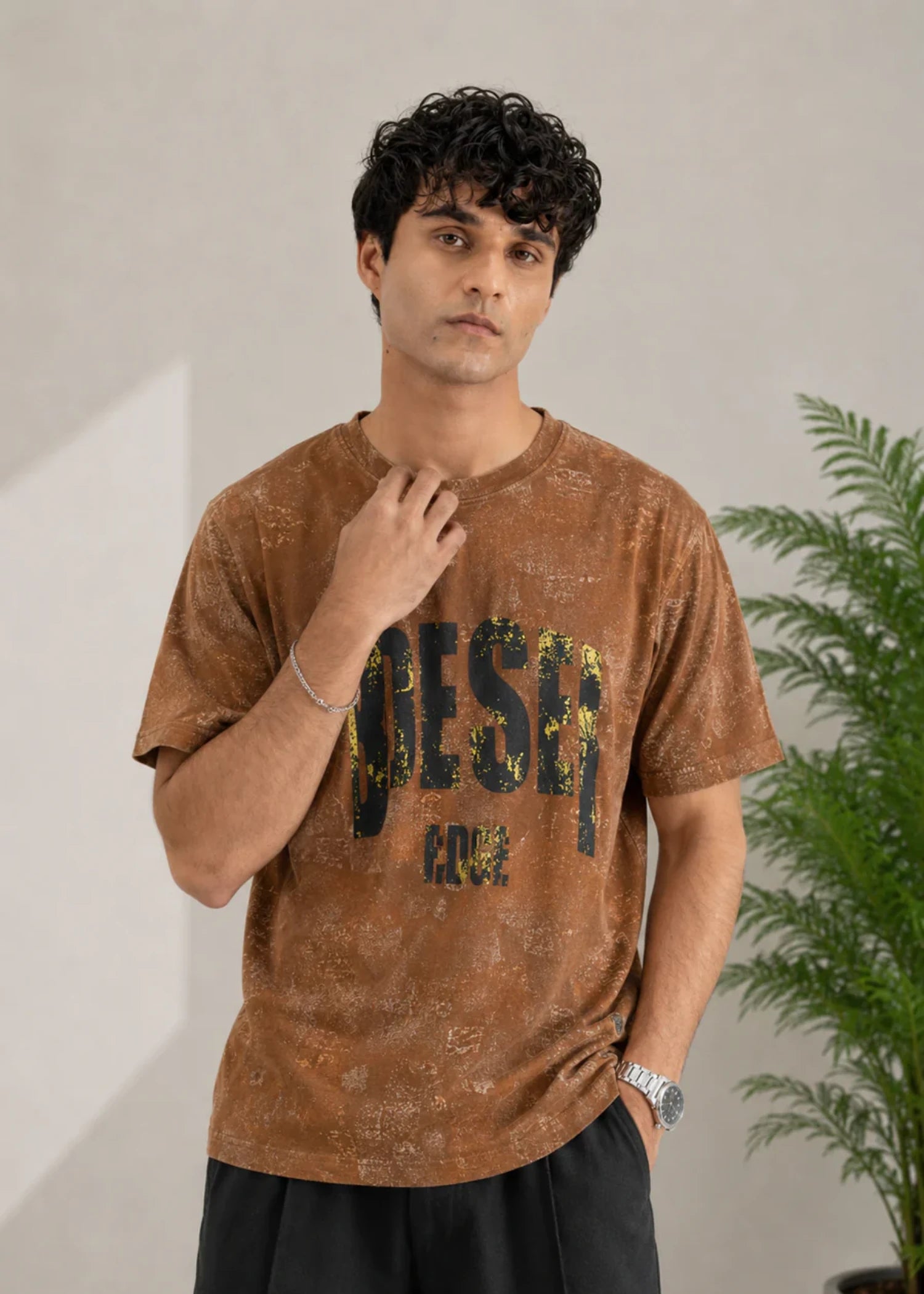 cotton T Shirt in Brown