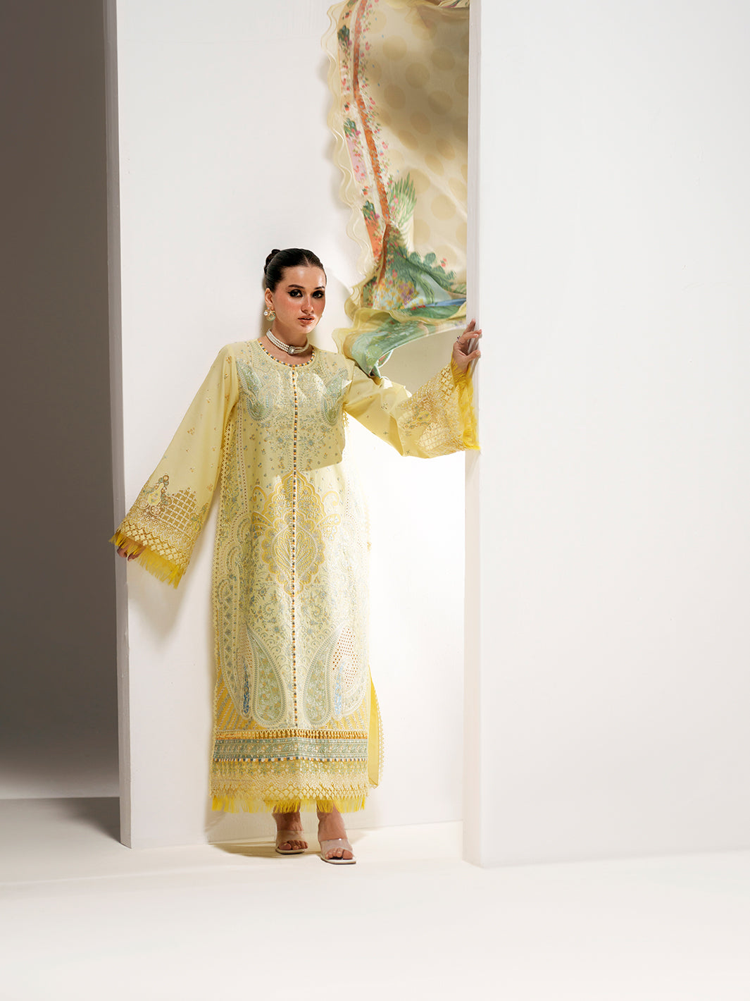 Amour Luxury Lawn – 187-B