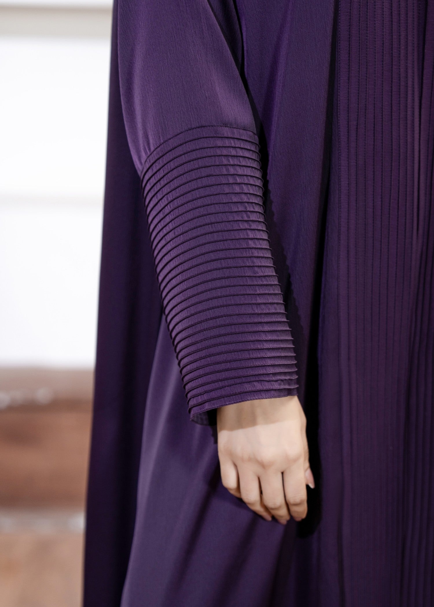 silk Abaya in Plum