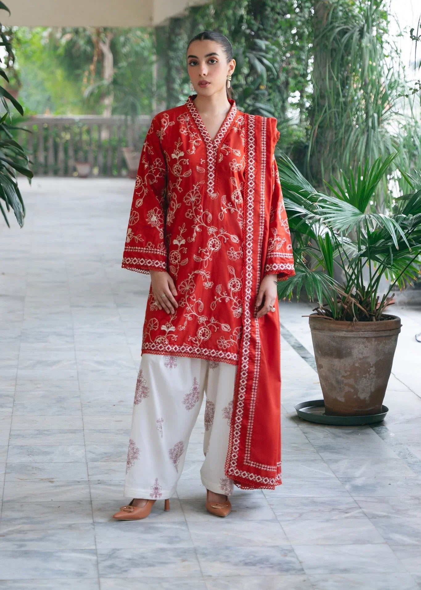 khaddar Kurta Set in Tomato red