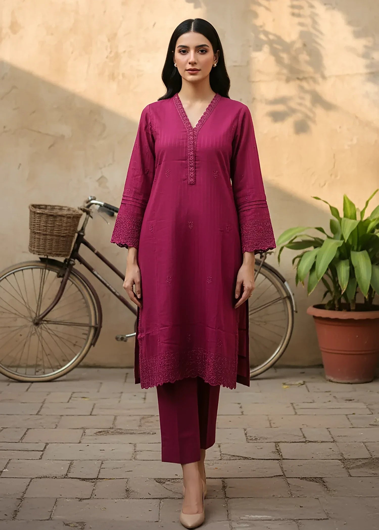cambric Kurta Set in Fuchsia