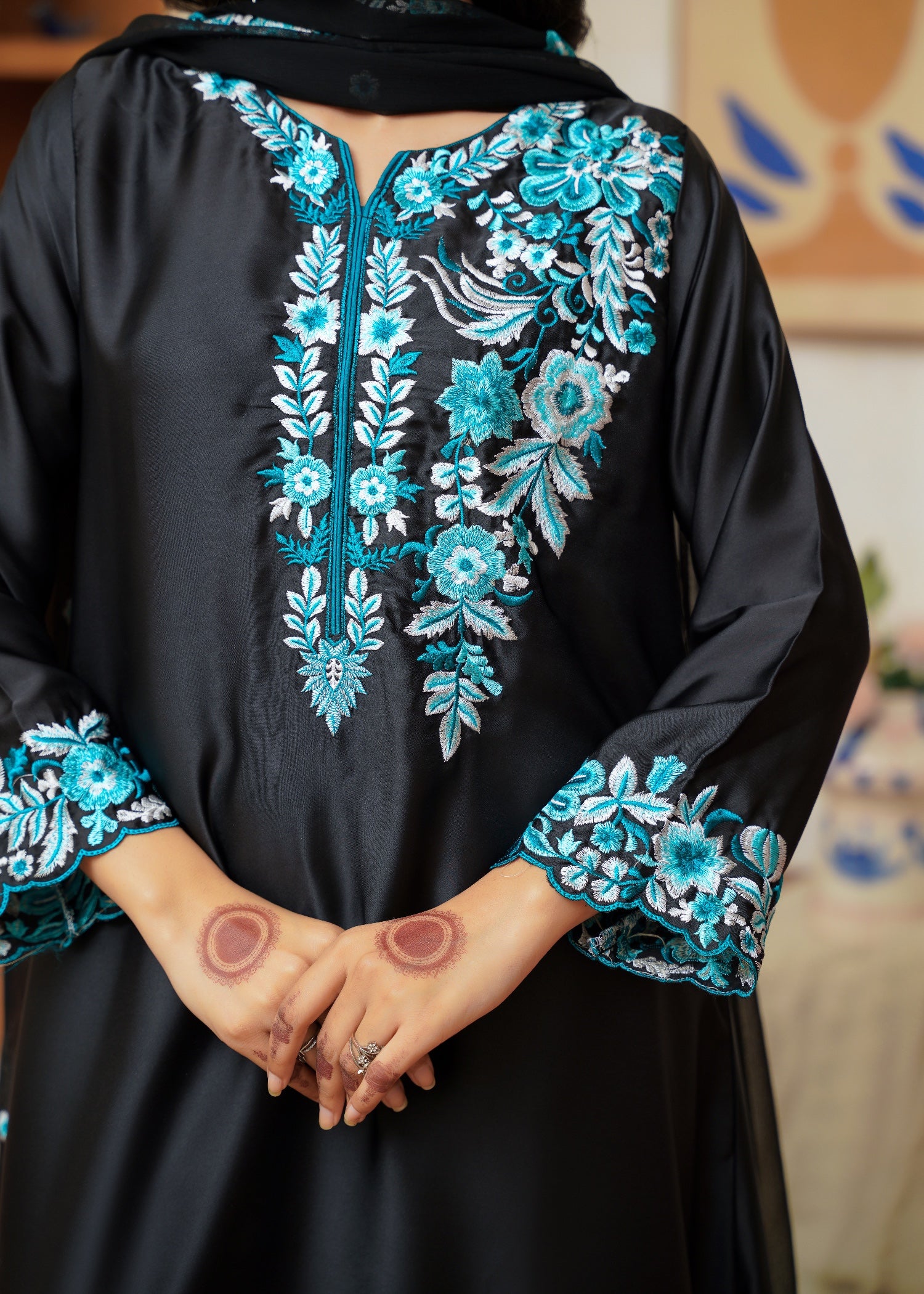 silk Kaftan in Black
