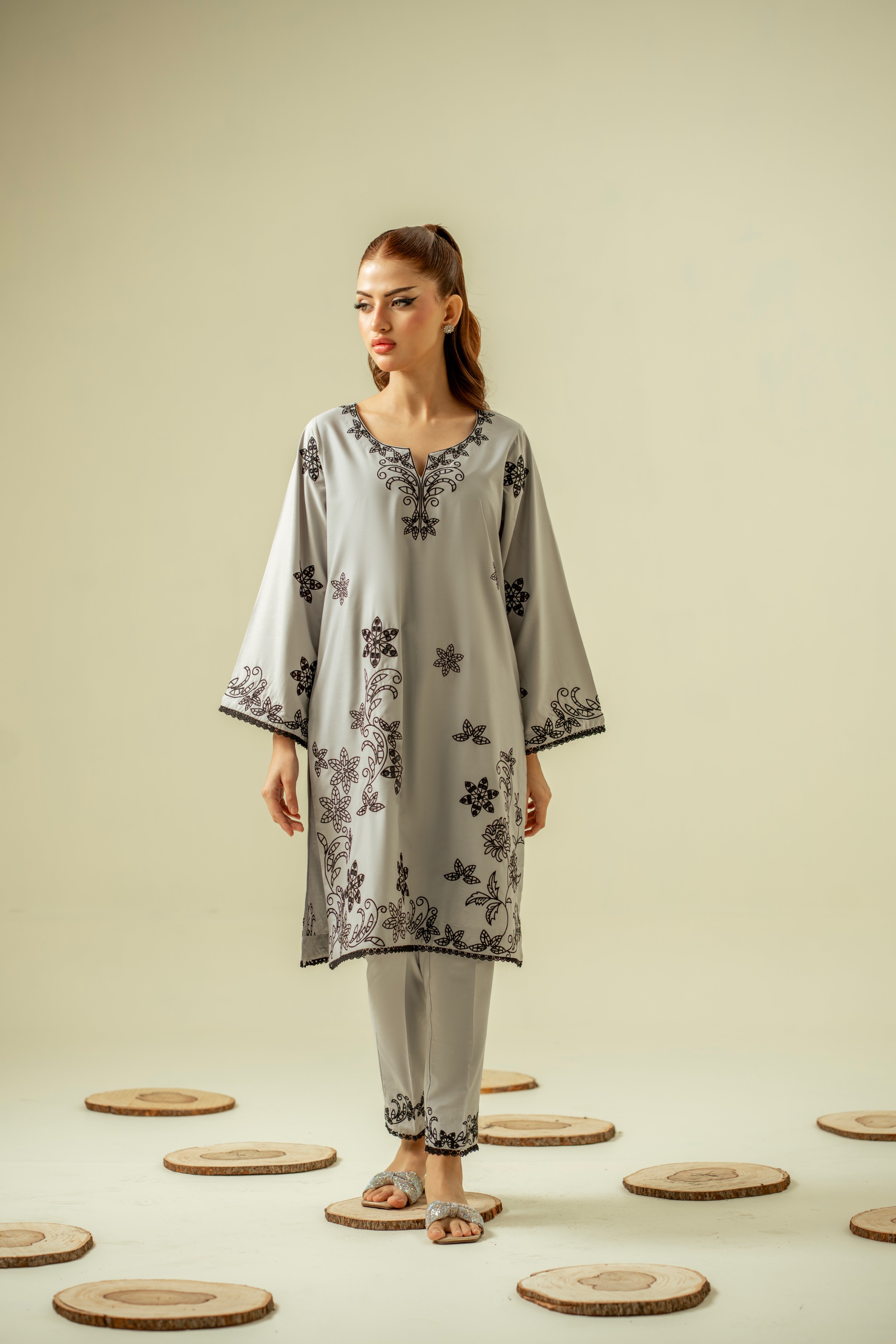 wash & wear Kurta Set in Pastel grey