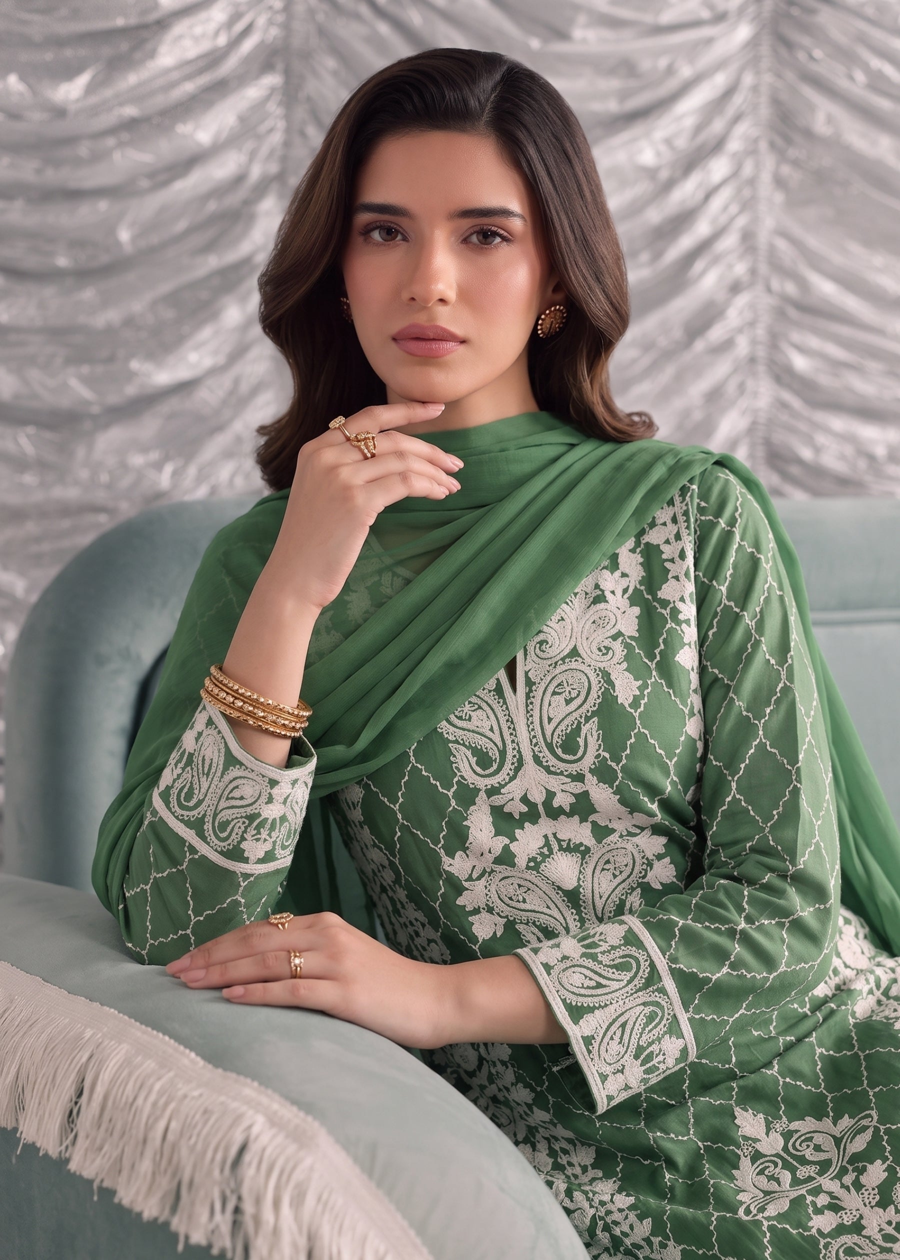 linen Kurta Set in Kelly green