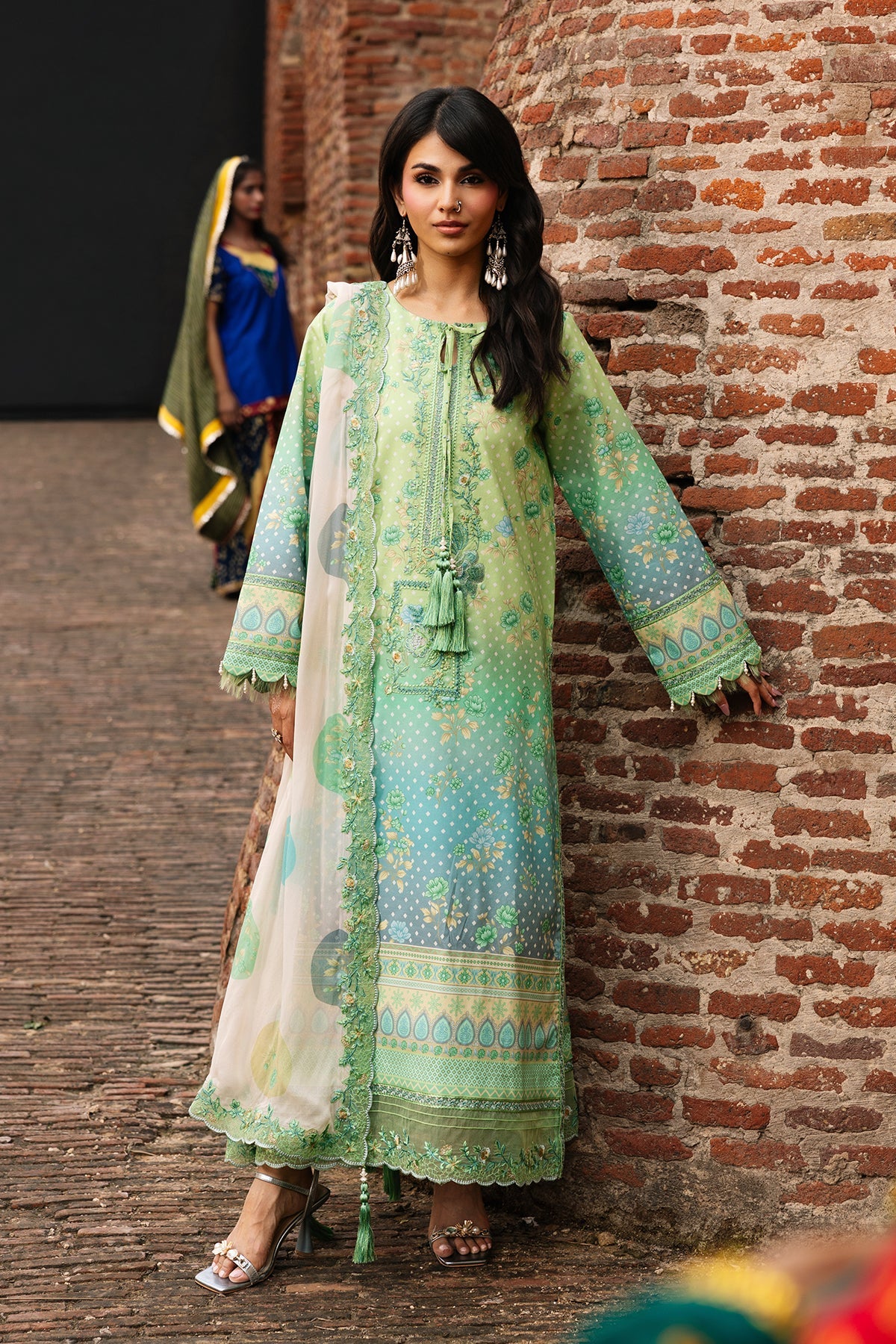 Chunri Lawn – CHN6-07