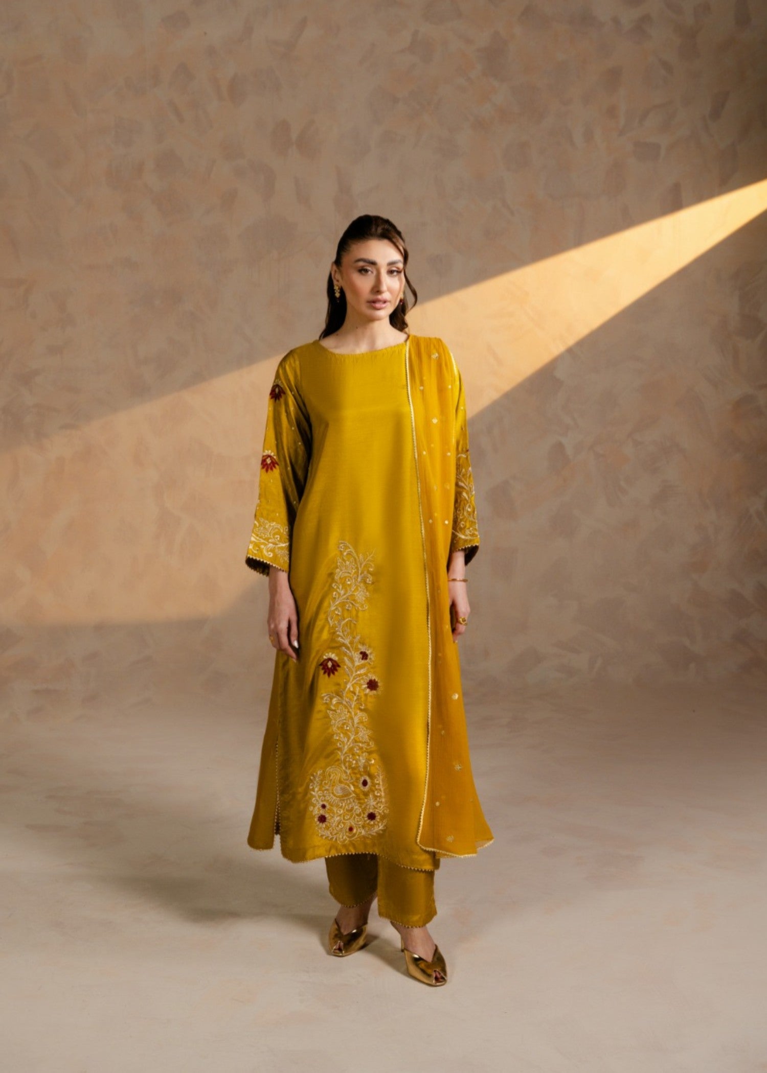 medium silk Kurta Set in Mustard
