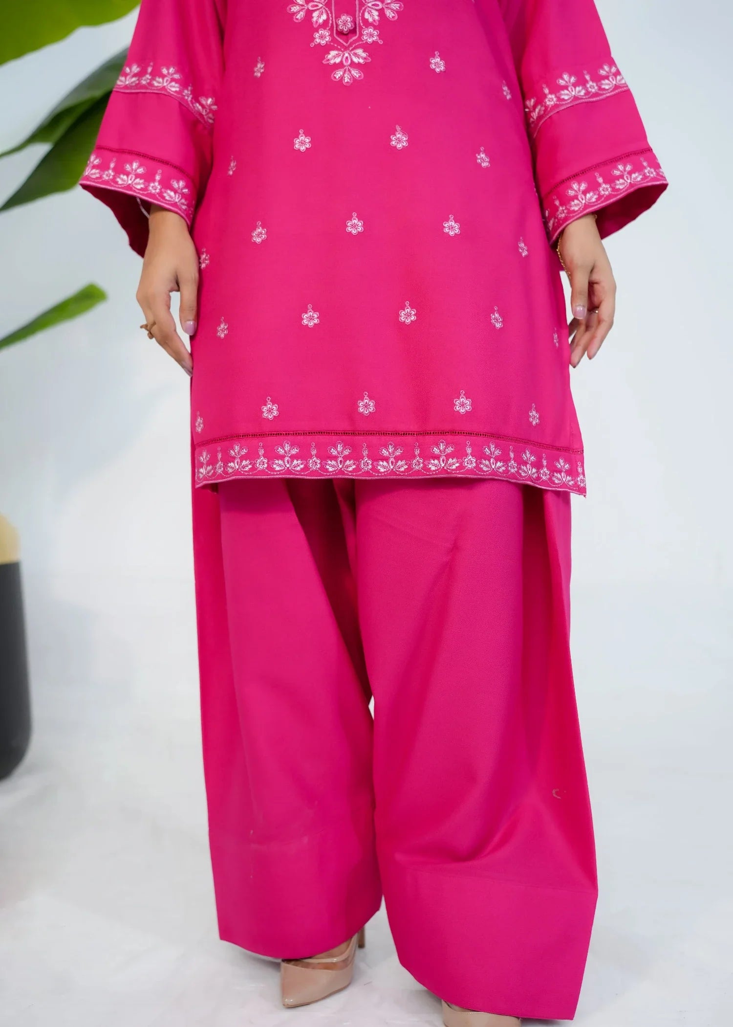 dhanak Kurta Set in Shocking pink