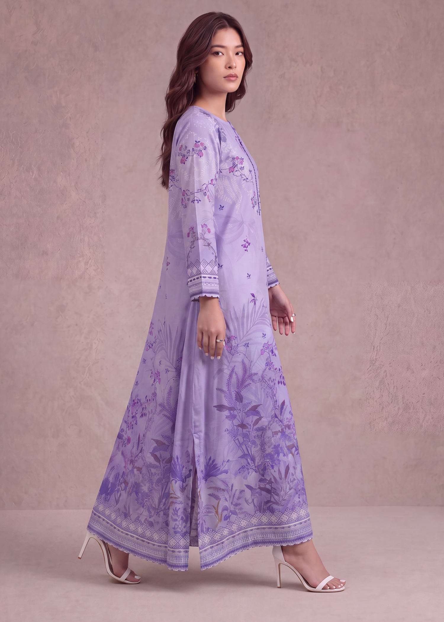 polyester crepe Kaftan in Electric purple