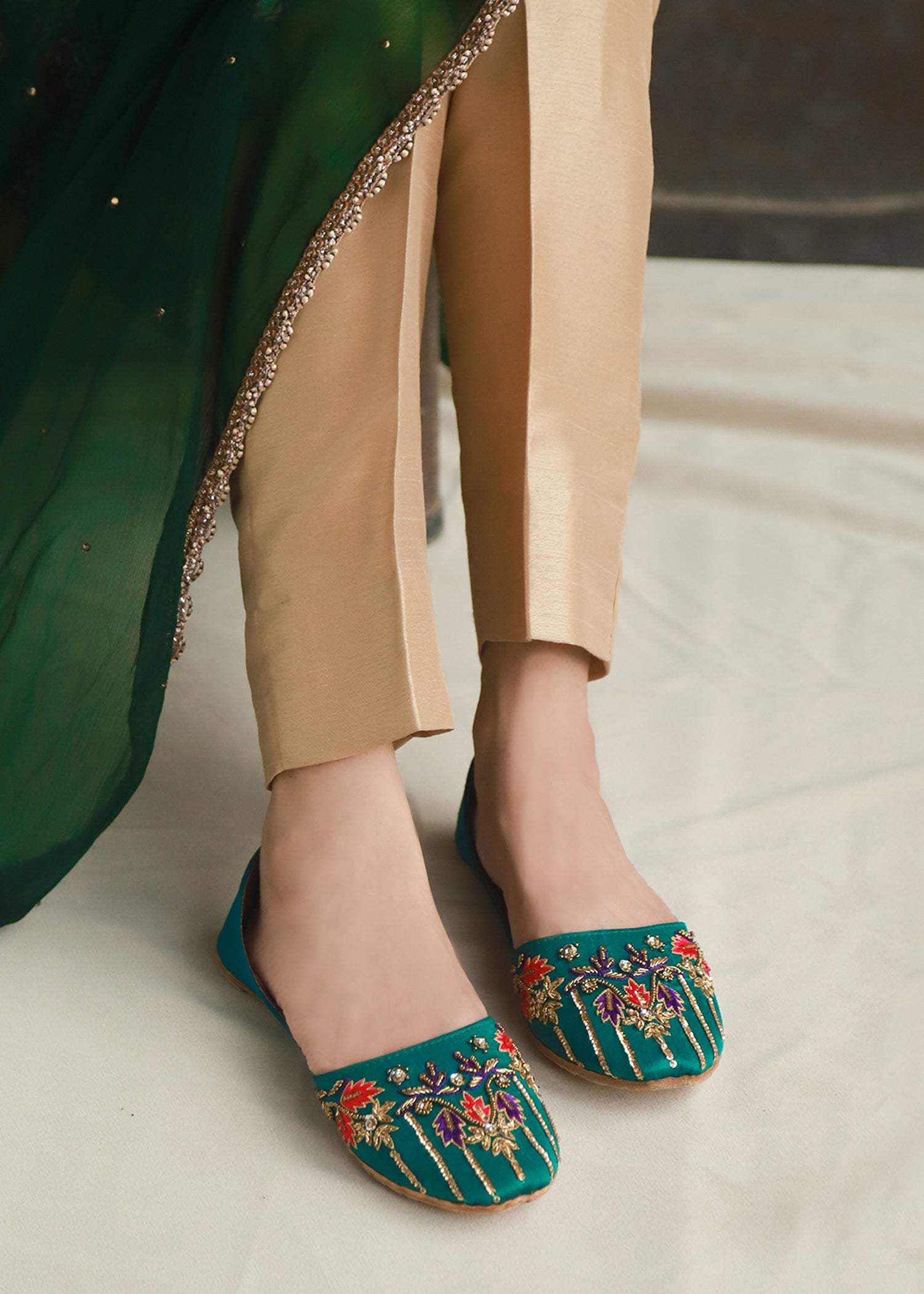 Khussa by - High Quality Women Khussa UMU2550