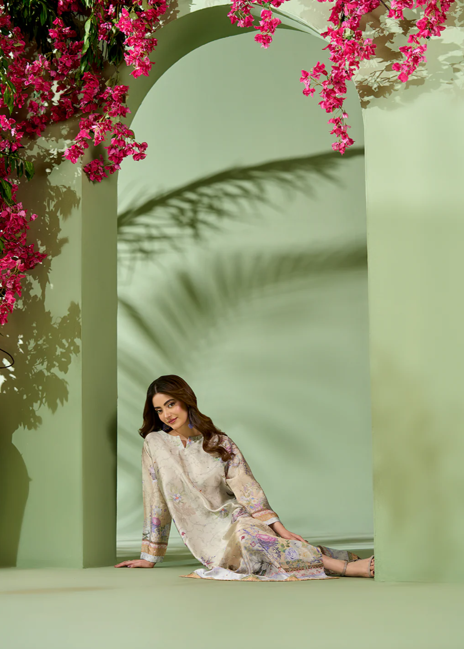 silk Kaftan in Floral white