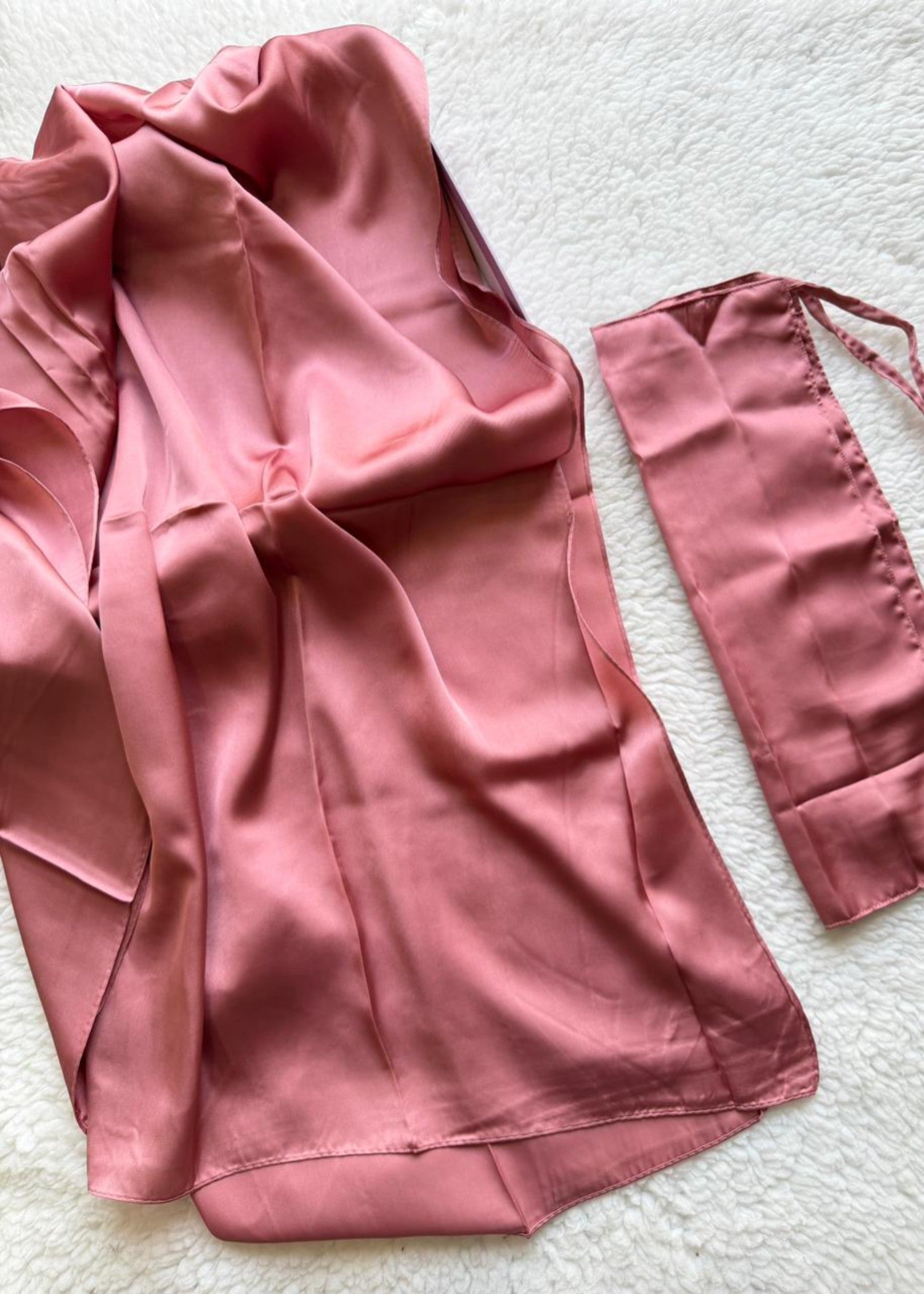 satin silk Veil in Blush