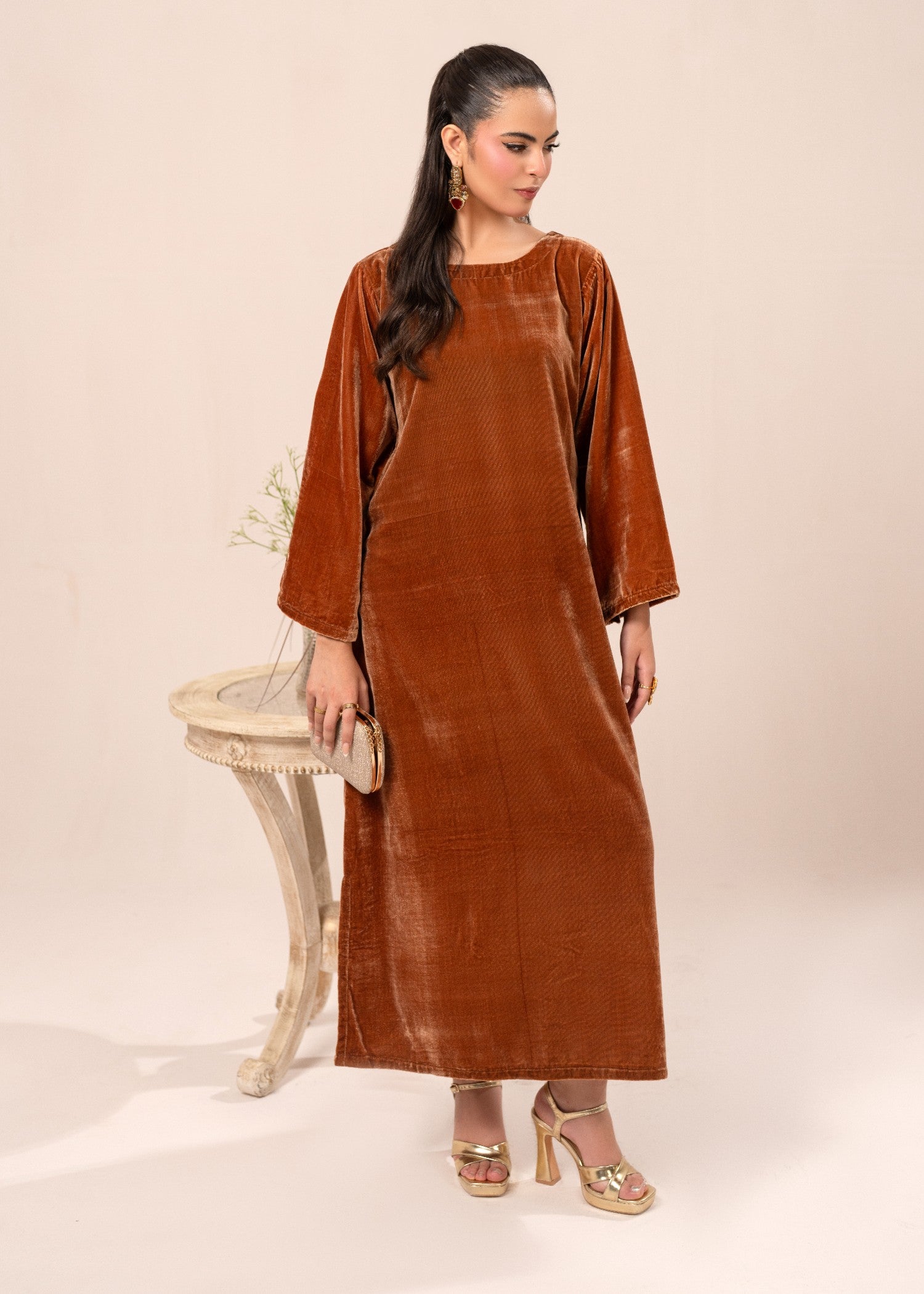 velvet Kaftan in Rustic brown
