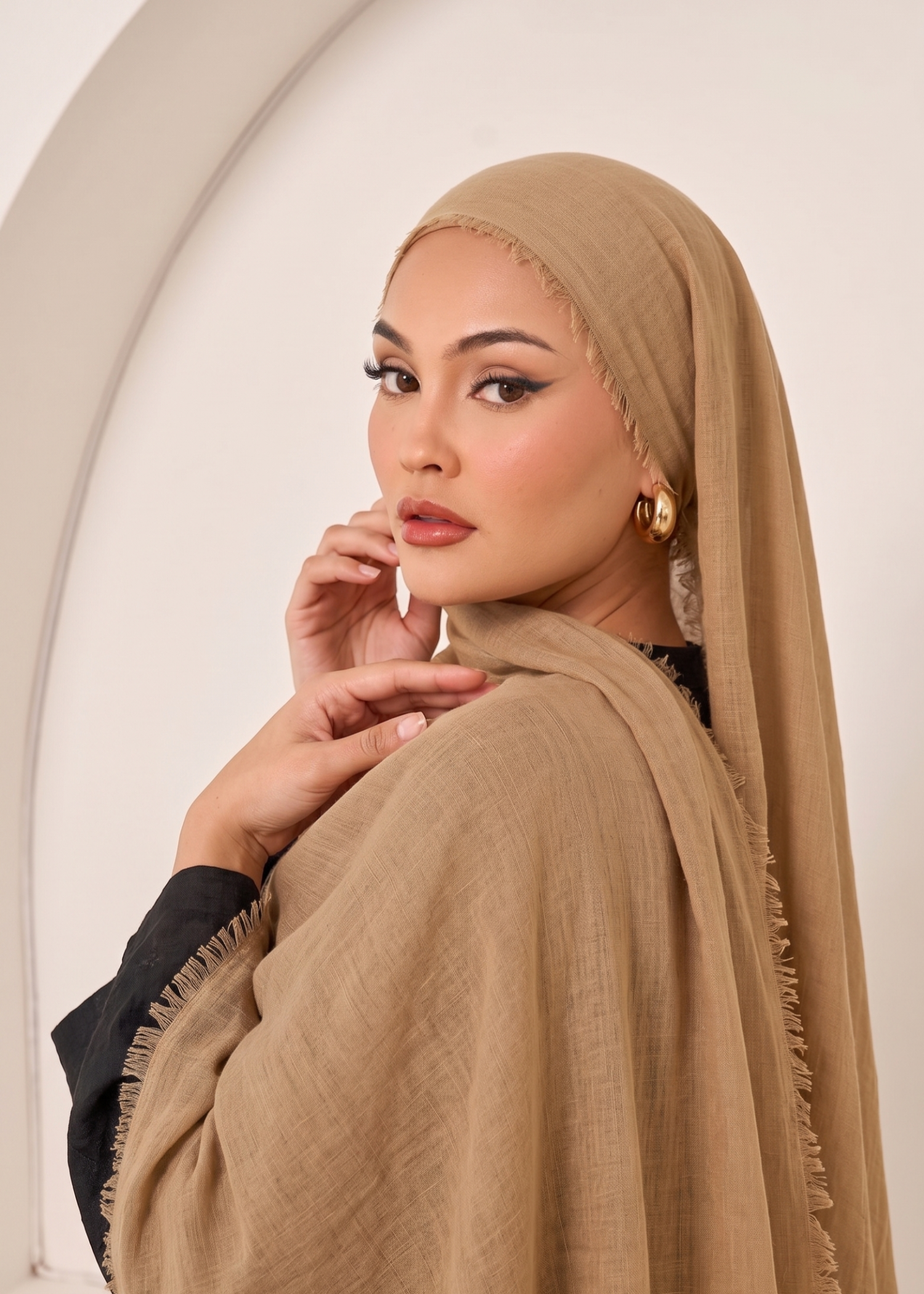 lawn Hijab in Camel brown
