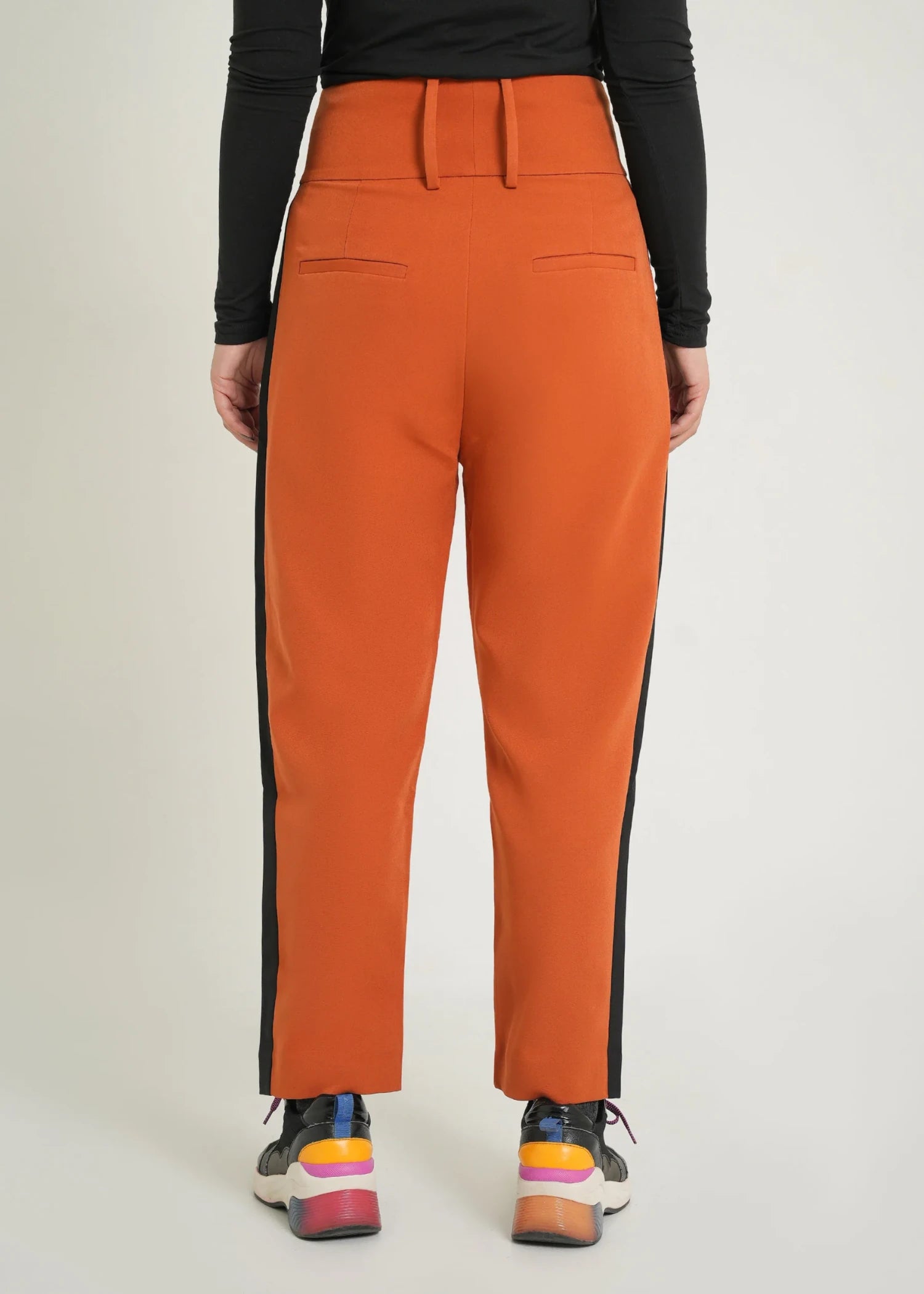 polyester-silk blend Trousers in Pumpkin orange