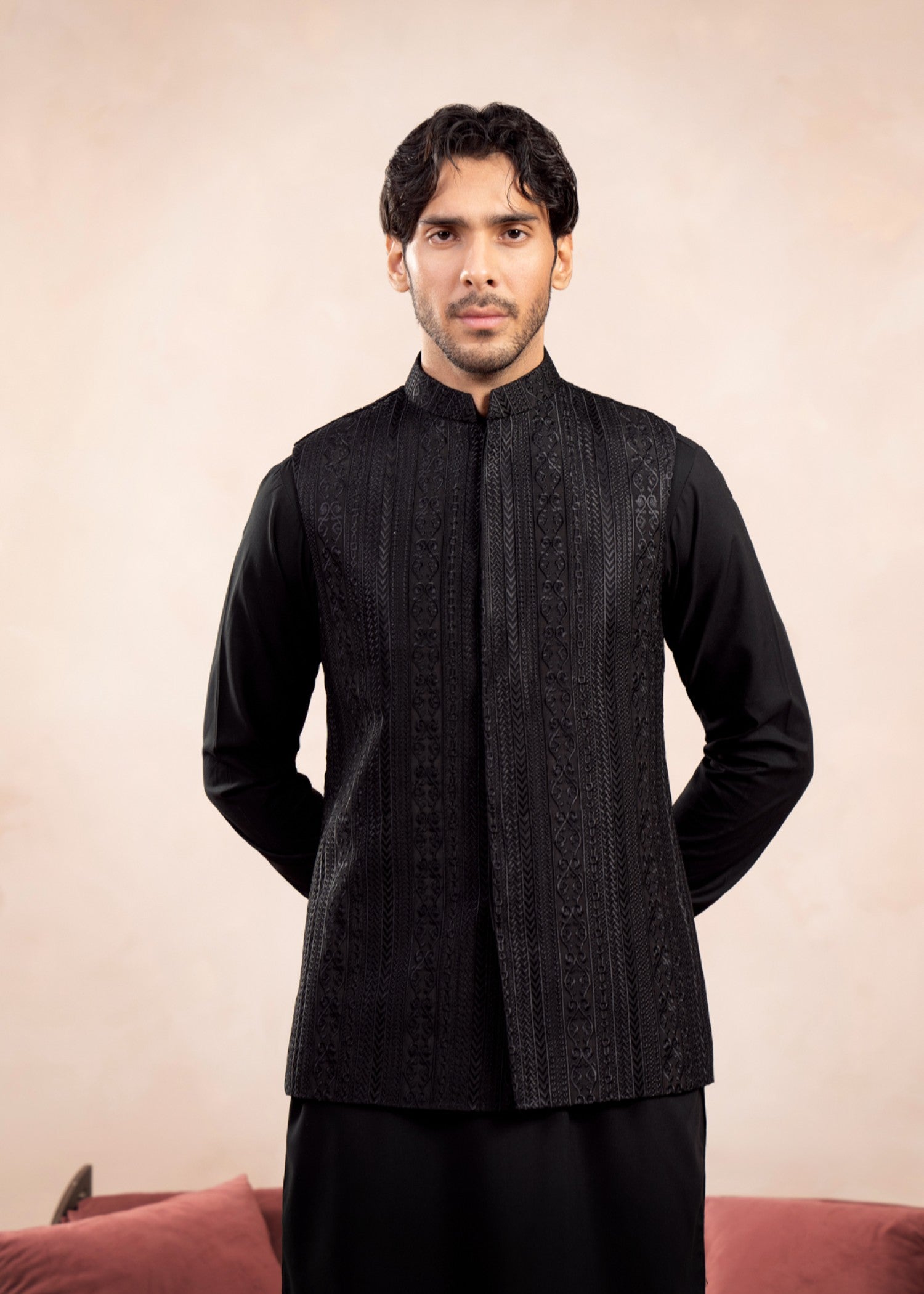raw silk Waistcoat in Black