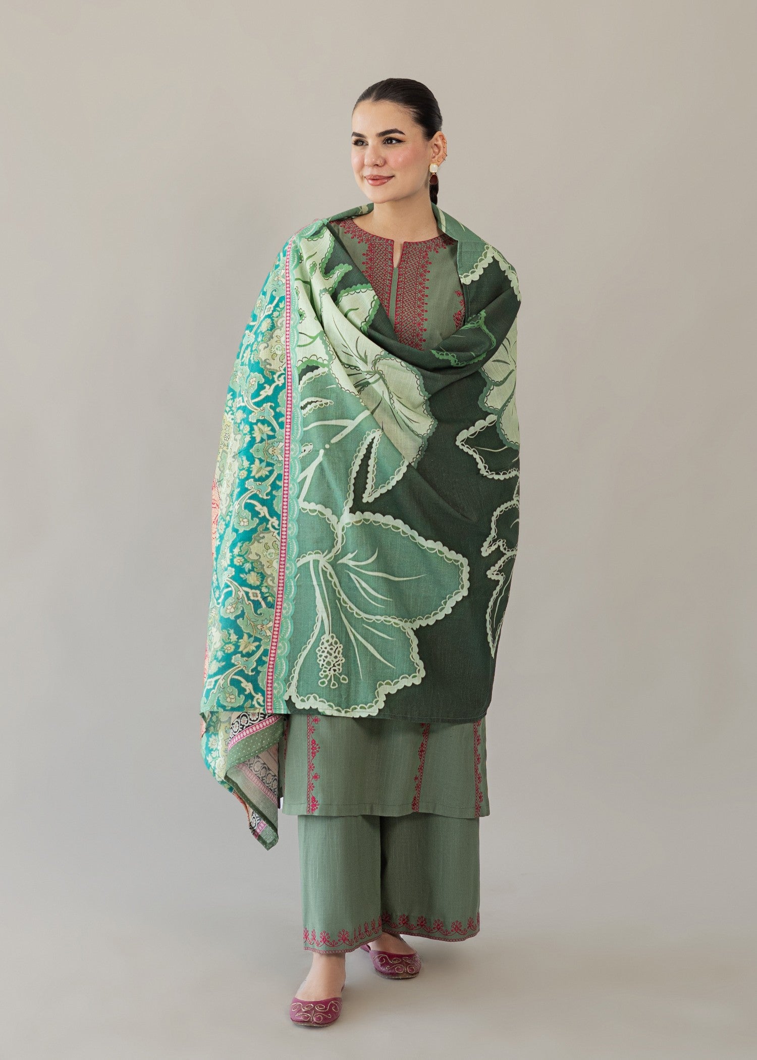 slub khaddar Kurta Set in Shocking pink, moss green