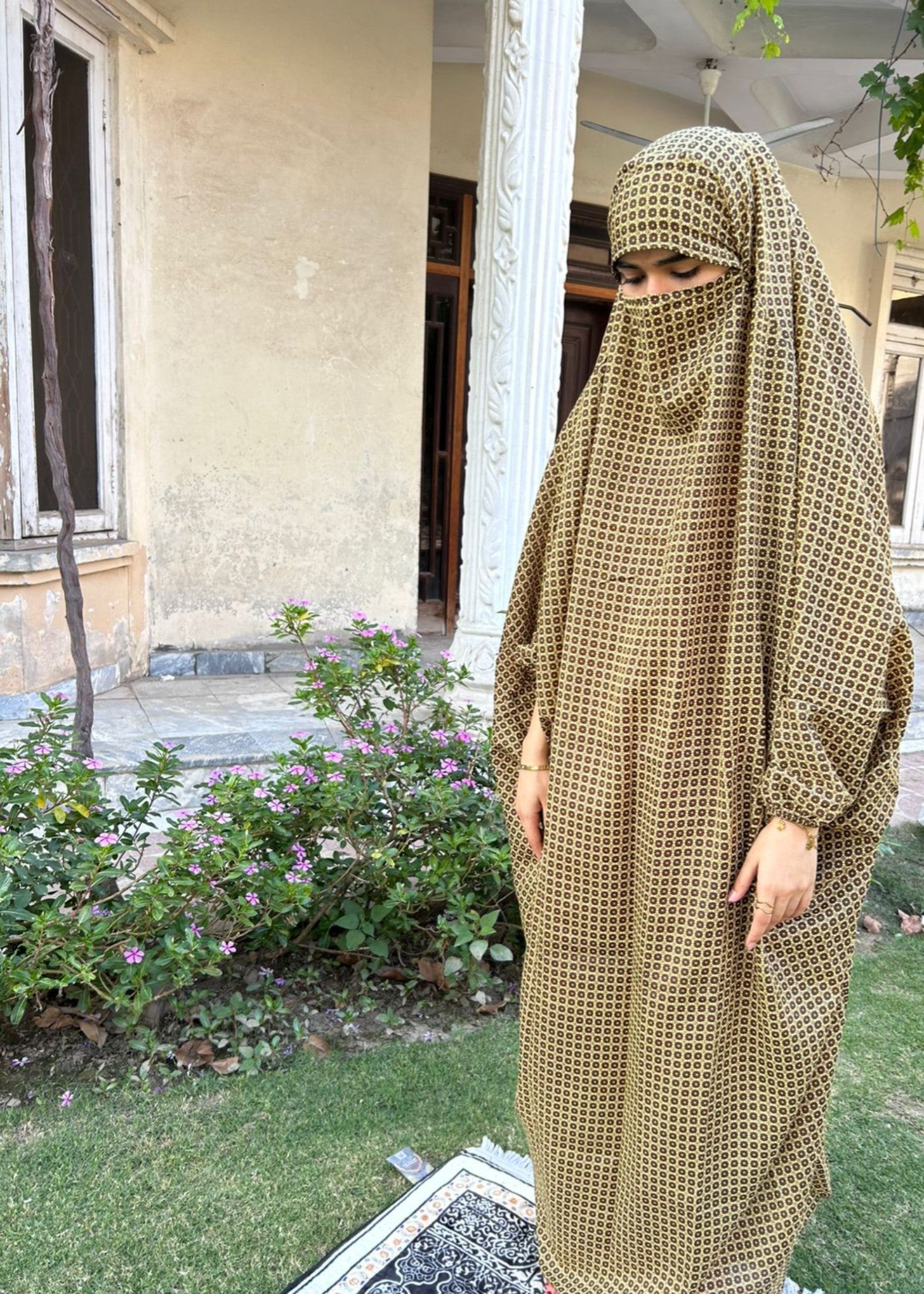 cotton linen Chaddar in Brown