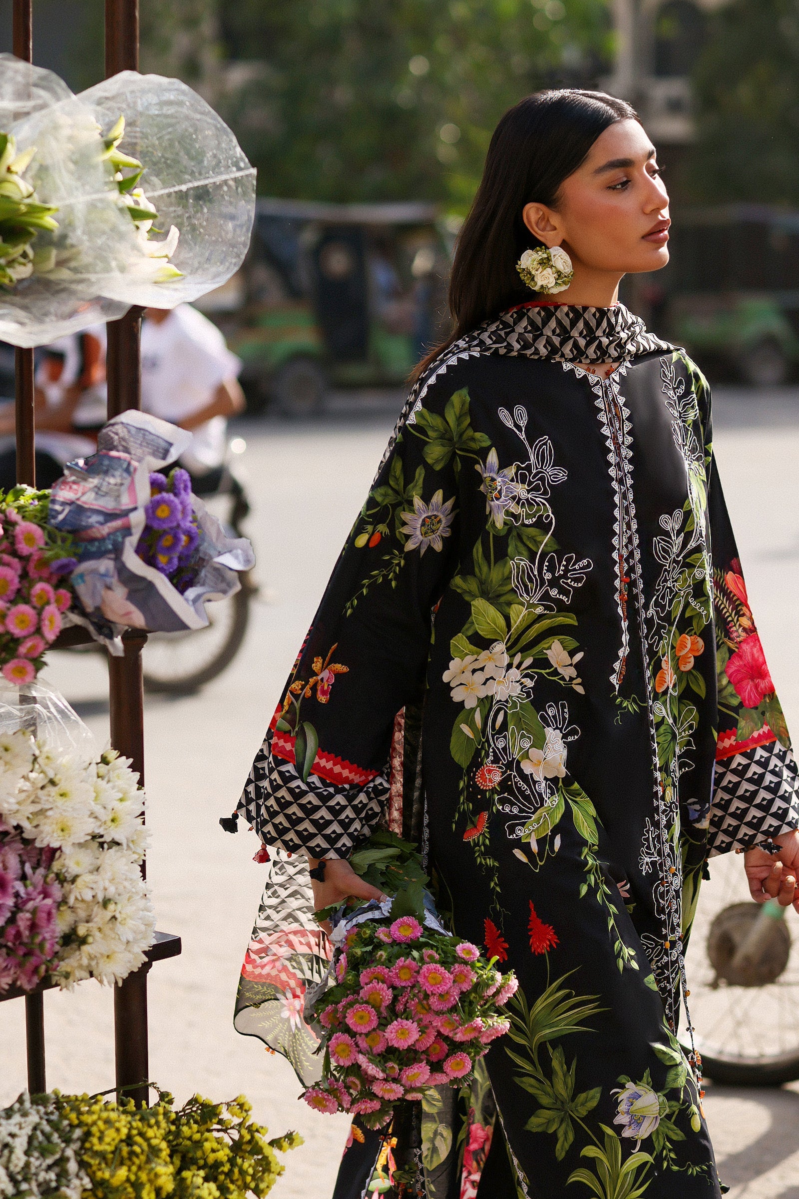 Festive Luxury Lawn – Midnight Bloom (Z-04)