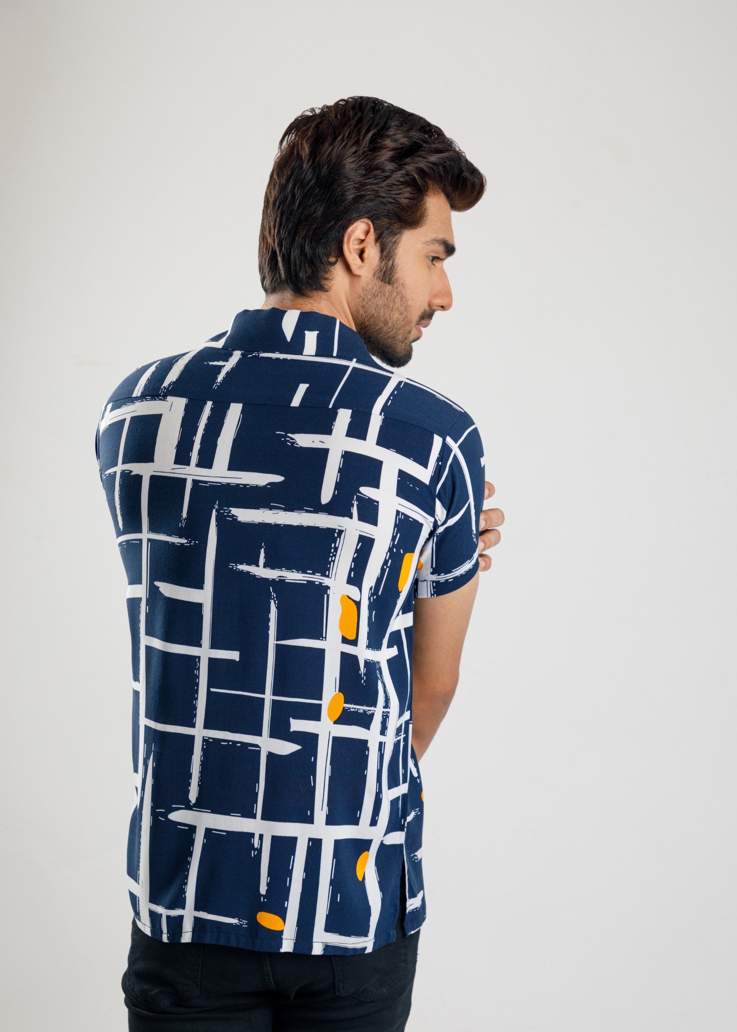 linen Casual Shirt in Navy blue, mustard, white