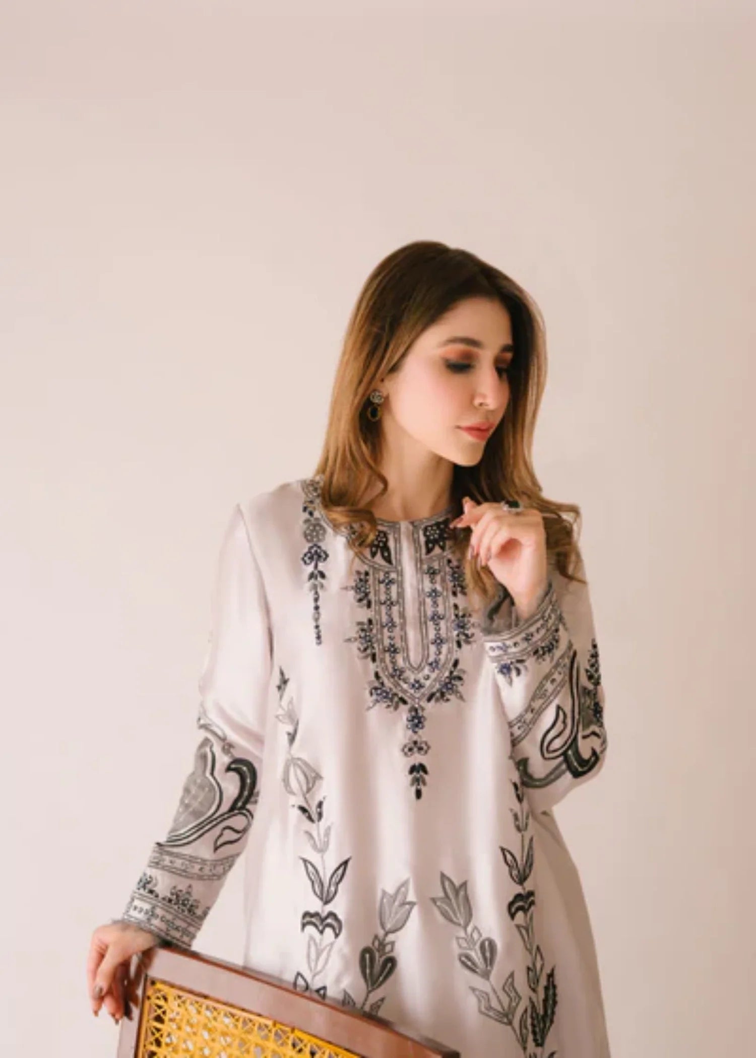 silk Kaftan in Pastel grey