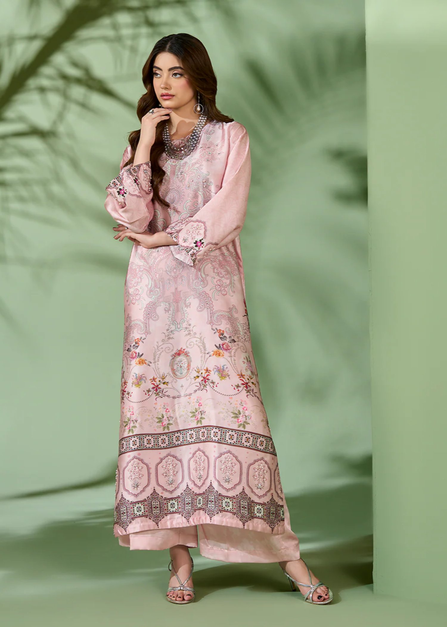 silk Kaftan in Pink