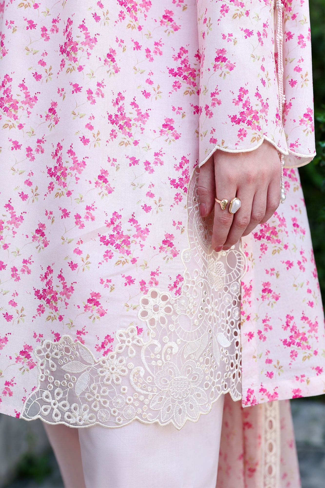 Eid Lawn Edit – Peach Sprinkle