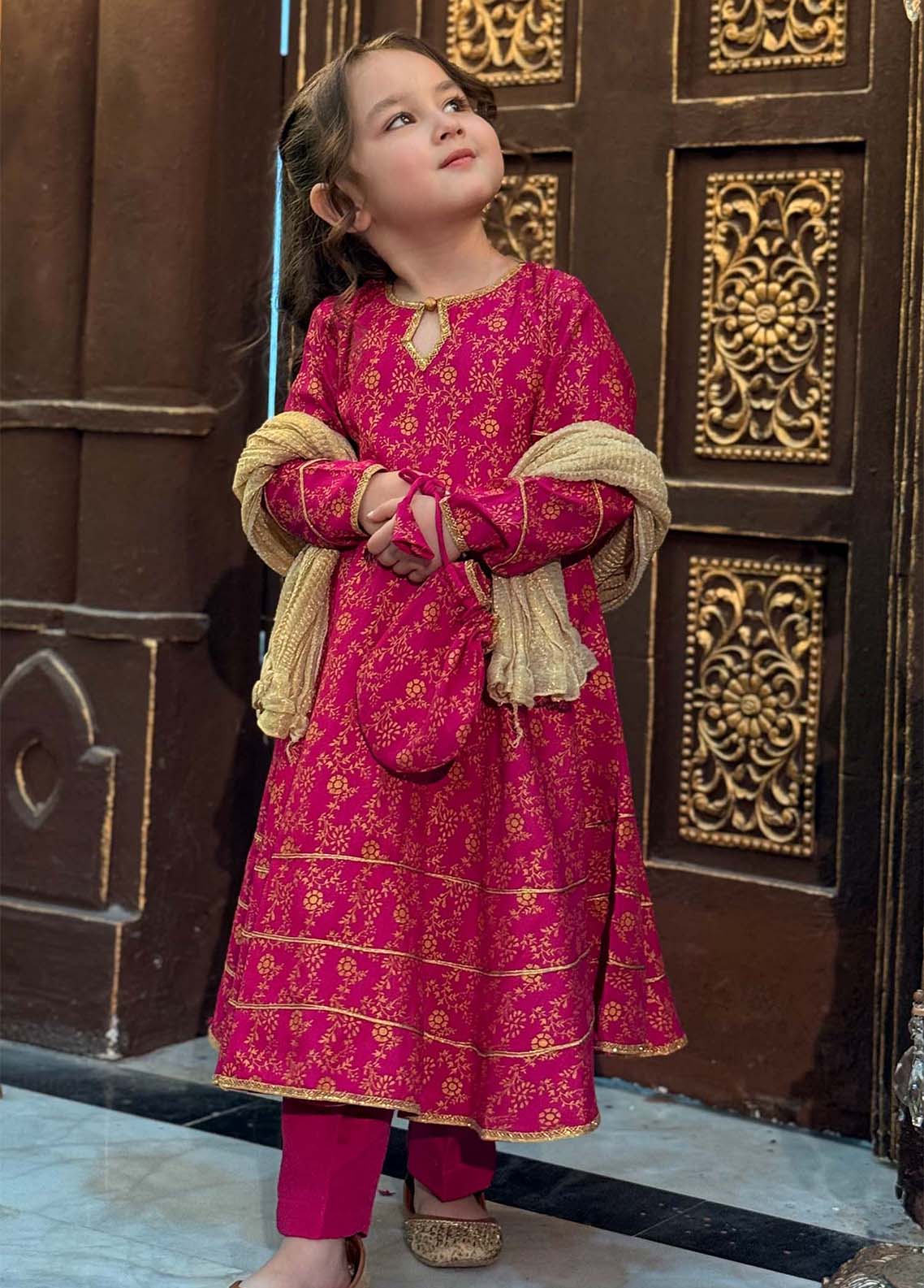 raw silk Pishwas in Hot pink