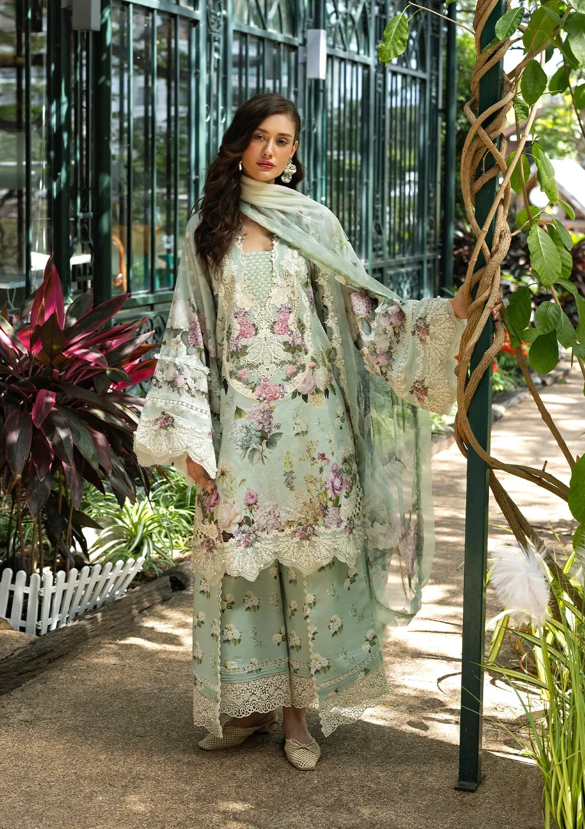 Signature Embroidered Lawn Prints – ESA-4B MINT MEADOW