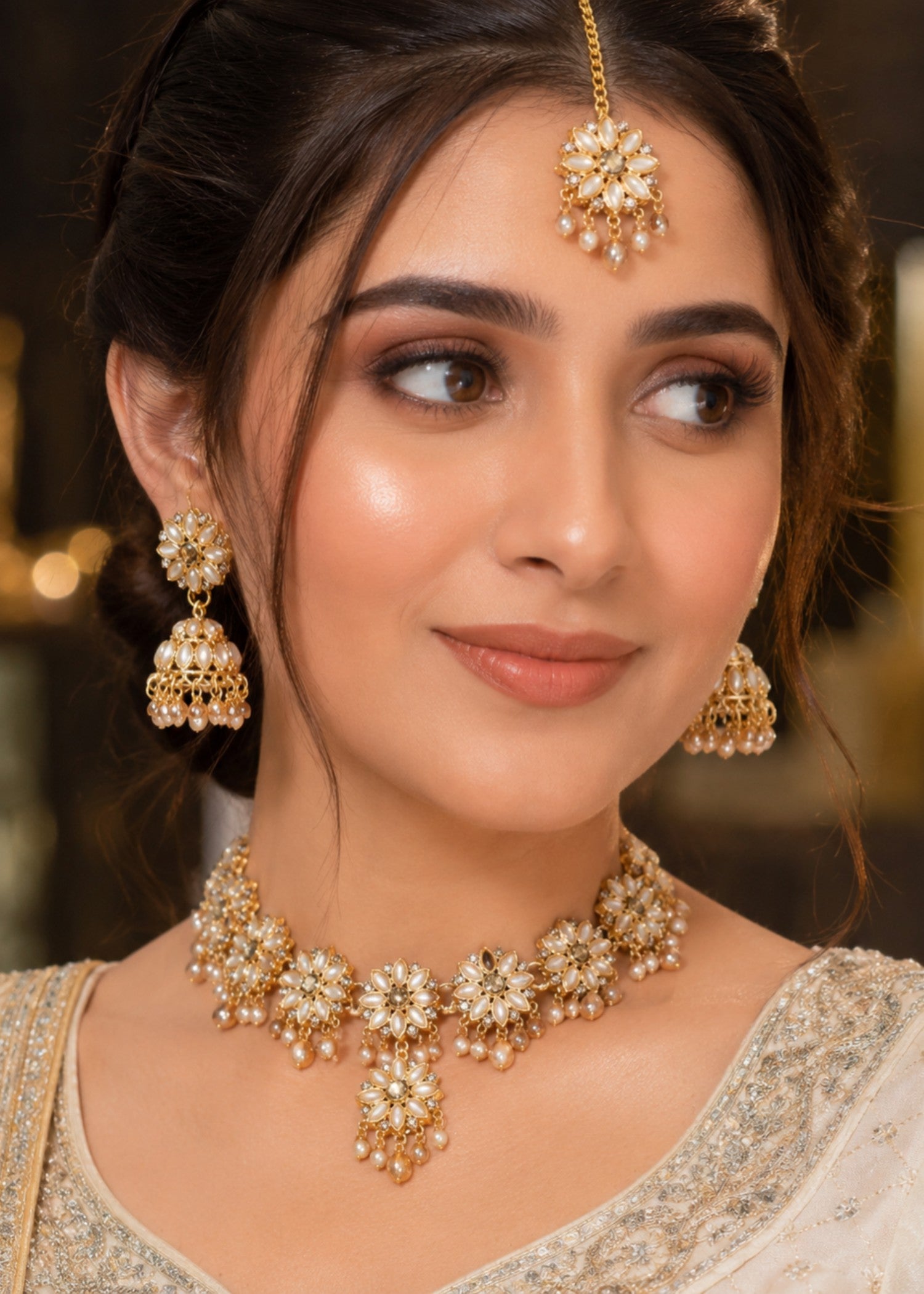 Jewelry Set in Gold Color by - Trendy Women Jewelry Set MBM1693
