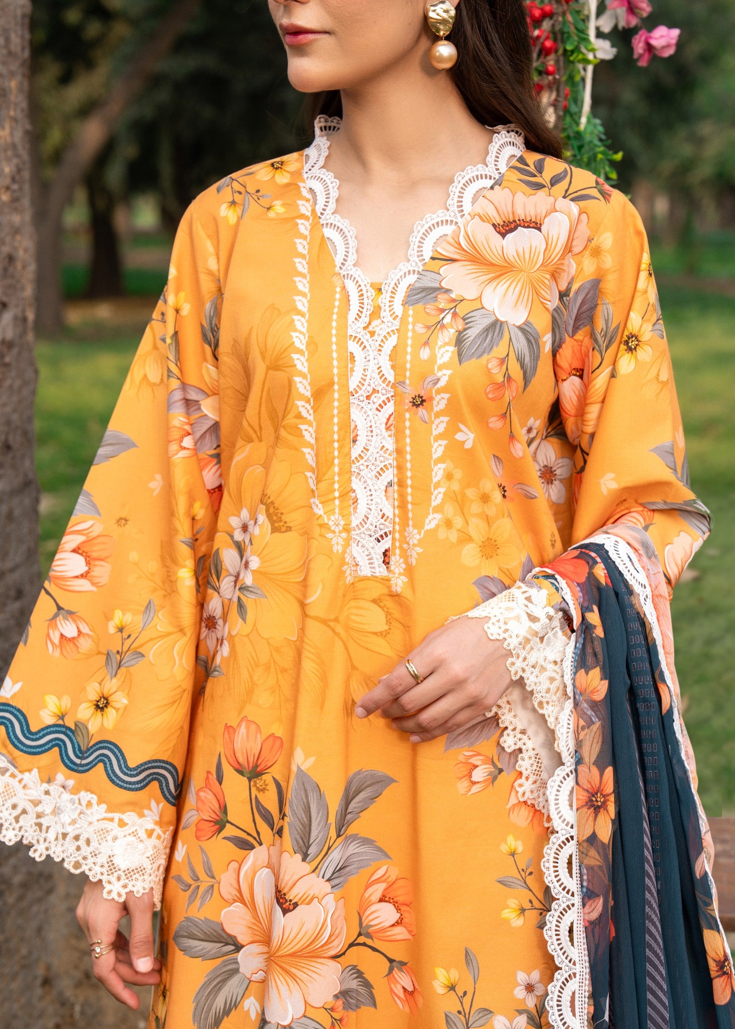 lawn Kurta Set in Yellow ochre