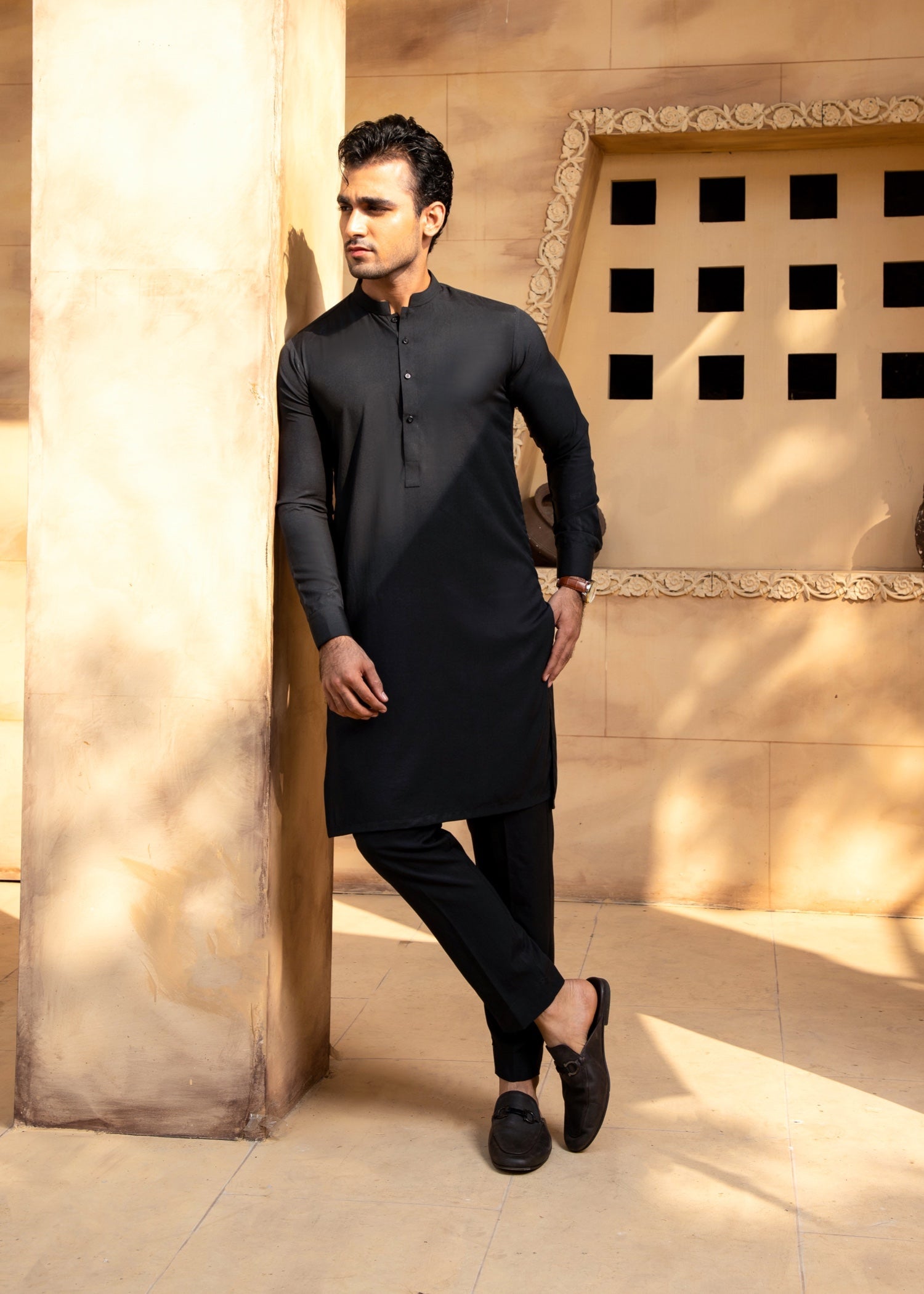 boski Kurta Set in Black by Shahjahan