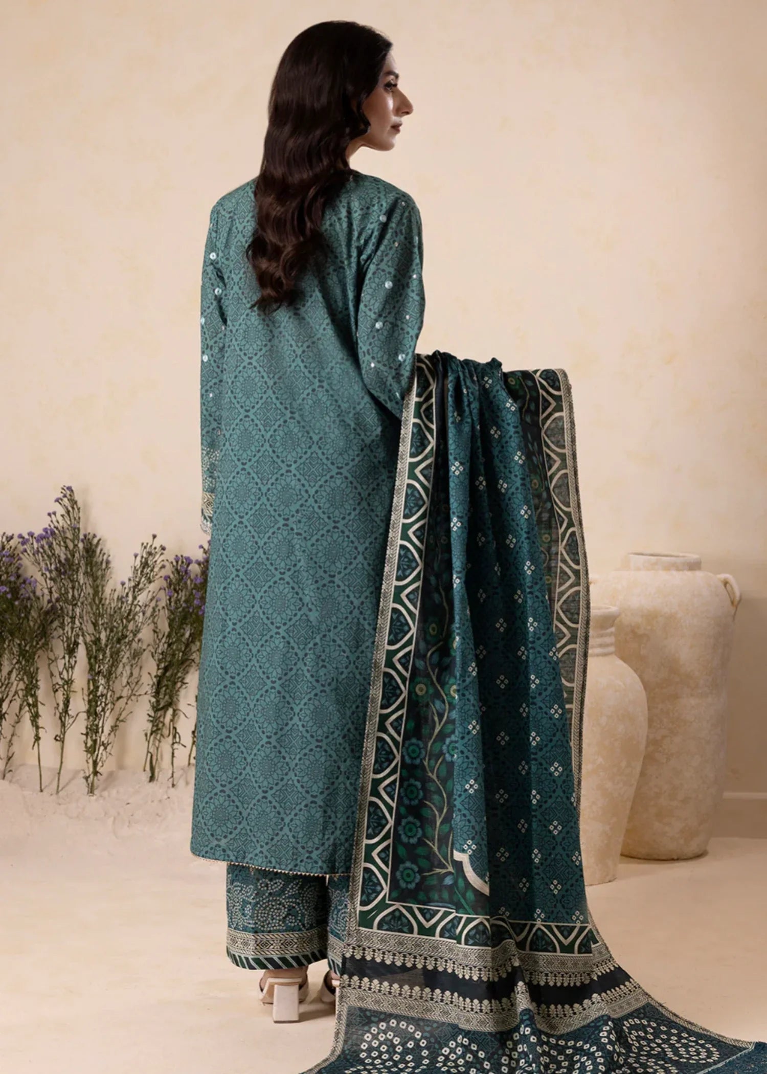 khaddar Unstitched in Green