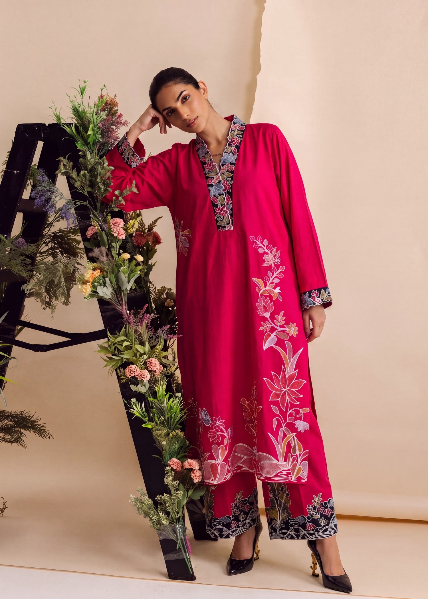 lawn Kurta Set in Fire red